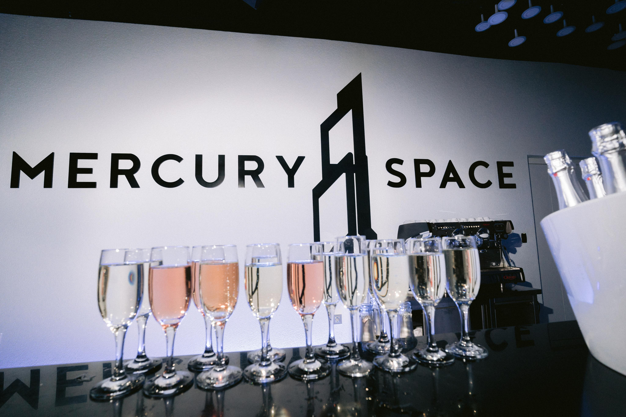 TOPGRADE MERCURY. Wedding & Documentary Photographer based in Nuremberg — available across Europe & Turkey | Vitalii Nasonov