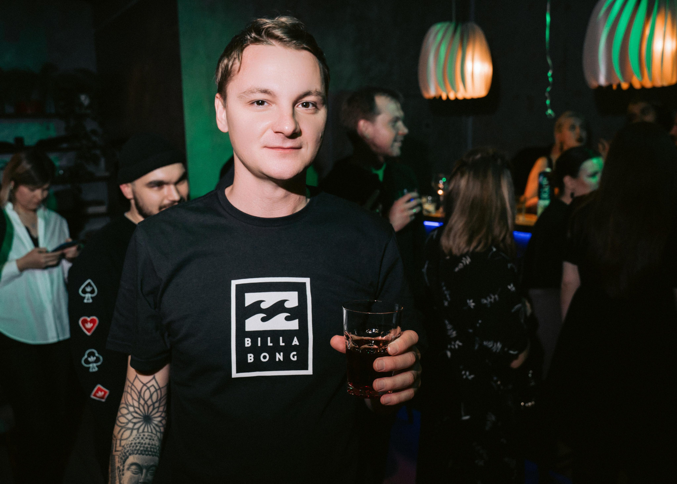 Guzerro 2.0. Wedding & Documentary Photographer based in Nuremberg — available across Europe & Turkey | Vitalii Nasonov