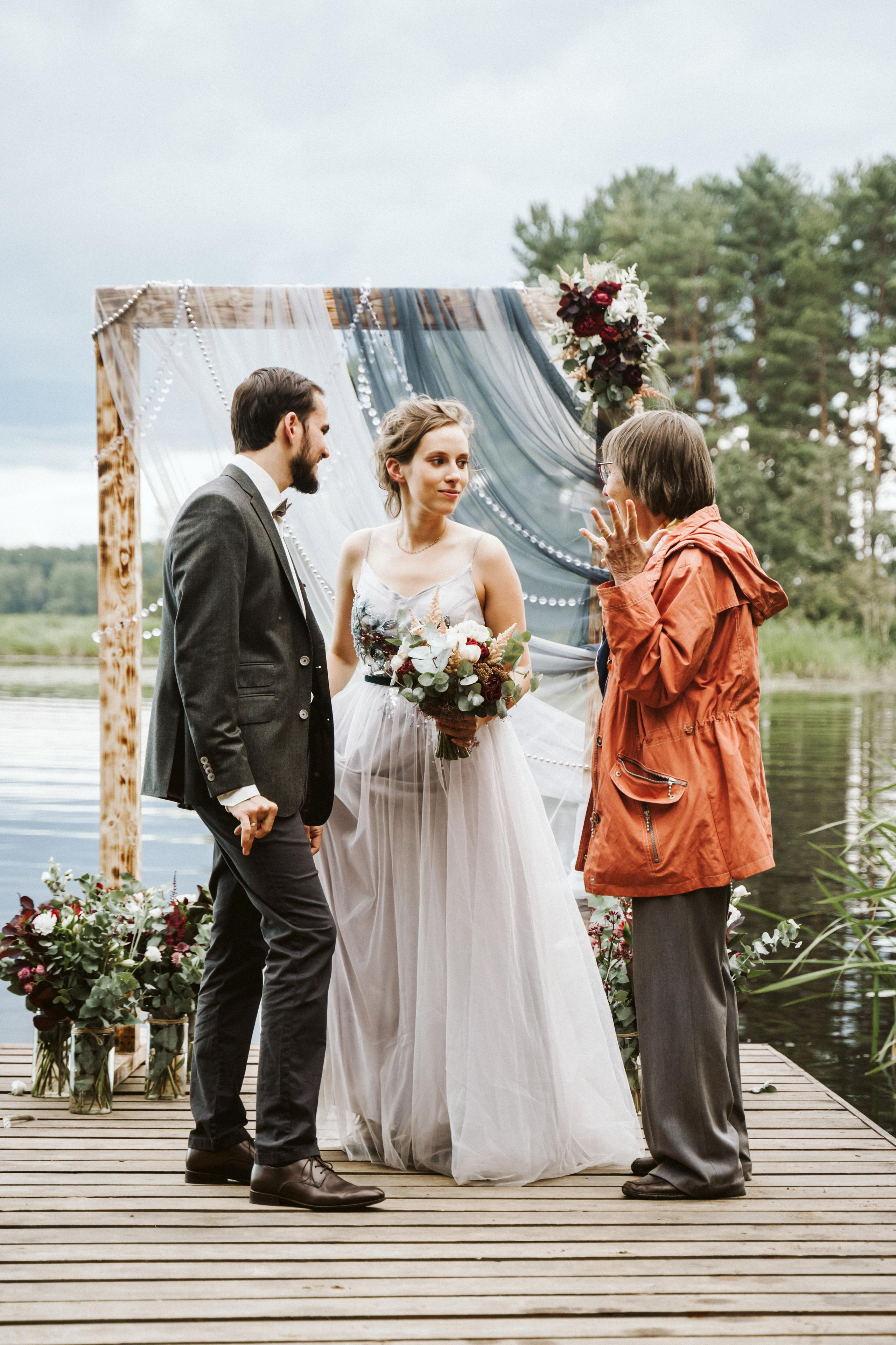 Les & More. Wedding & Documentary Photographer based in Nuremberg — available across Europe & Turkey | Vitalii Nasonov