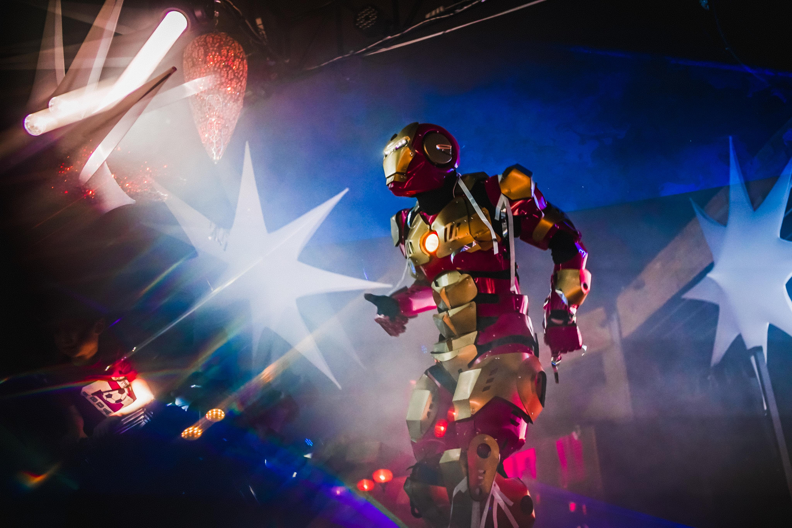 Avengers Shakti. Wedding & Documentary Photographer based in Nuremberg — available across Europe & Turkey | Vitalii Nasonov