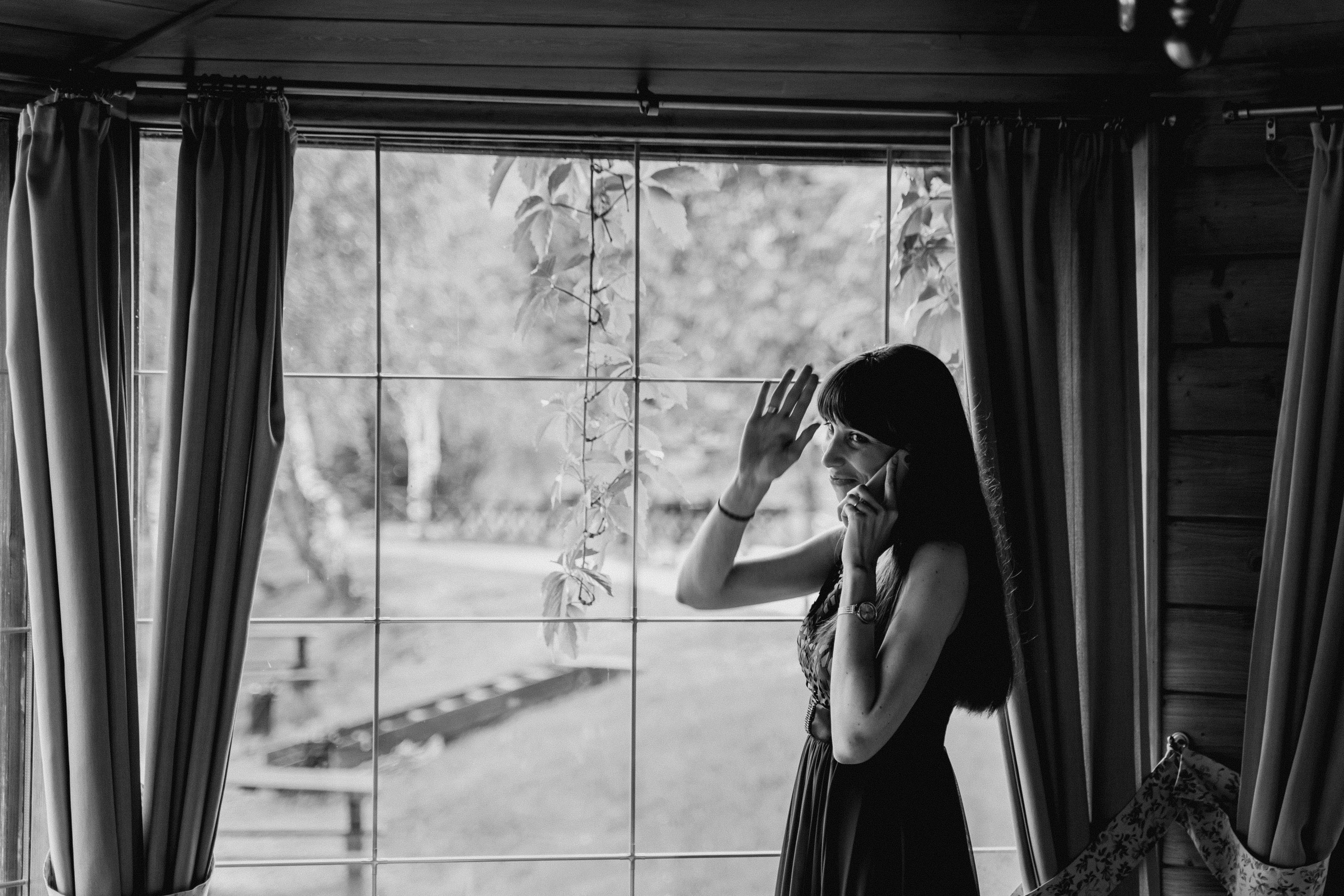 A sea of hugs. Wedding & Documentary Photographer based in Nuremberg — available across Europe & Turkey | Vitalii Nasonov