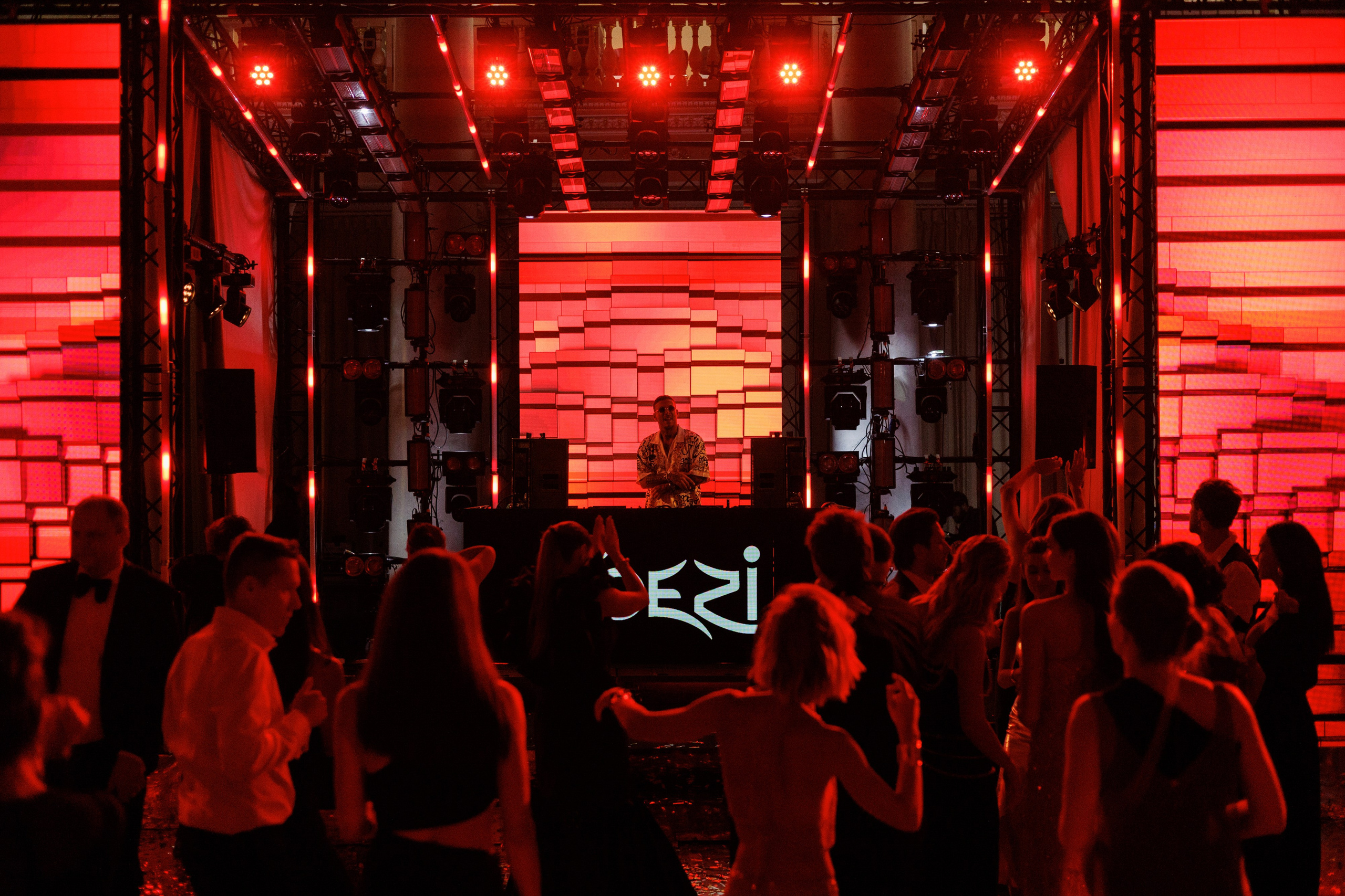 Виталий & Кристина. RETOUCH-HOUSE