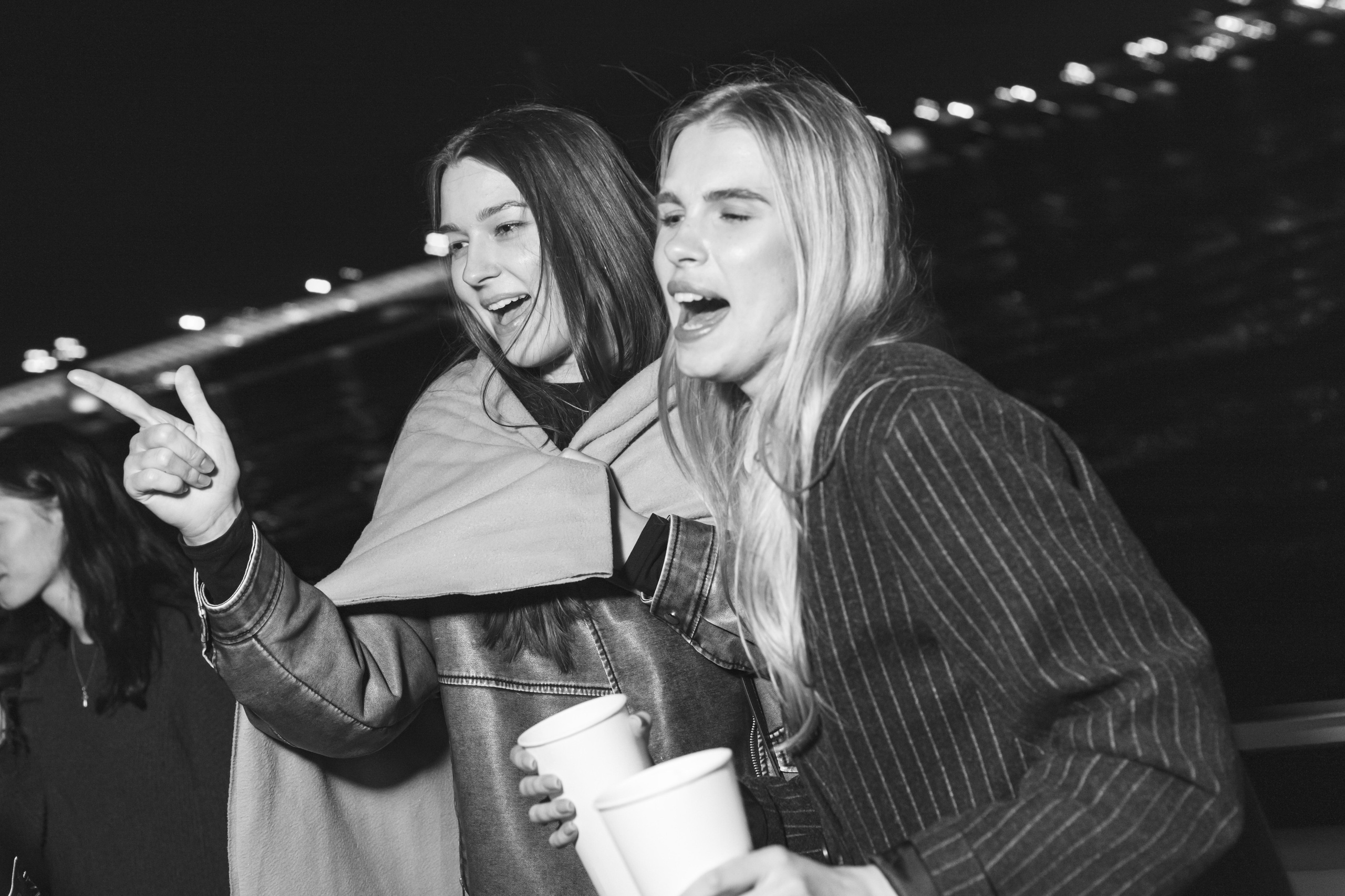 Зеркало ночного города. Фотограф в Санкт — Петербурге Валерий Гаухман