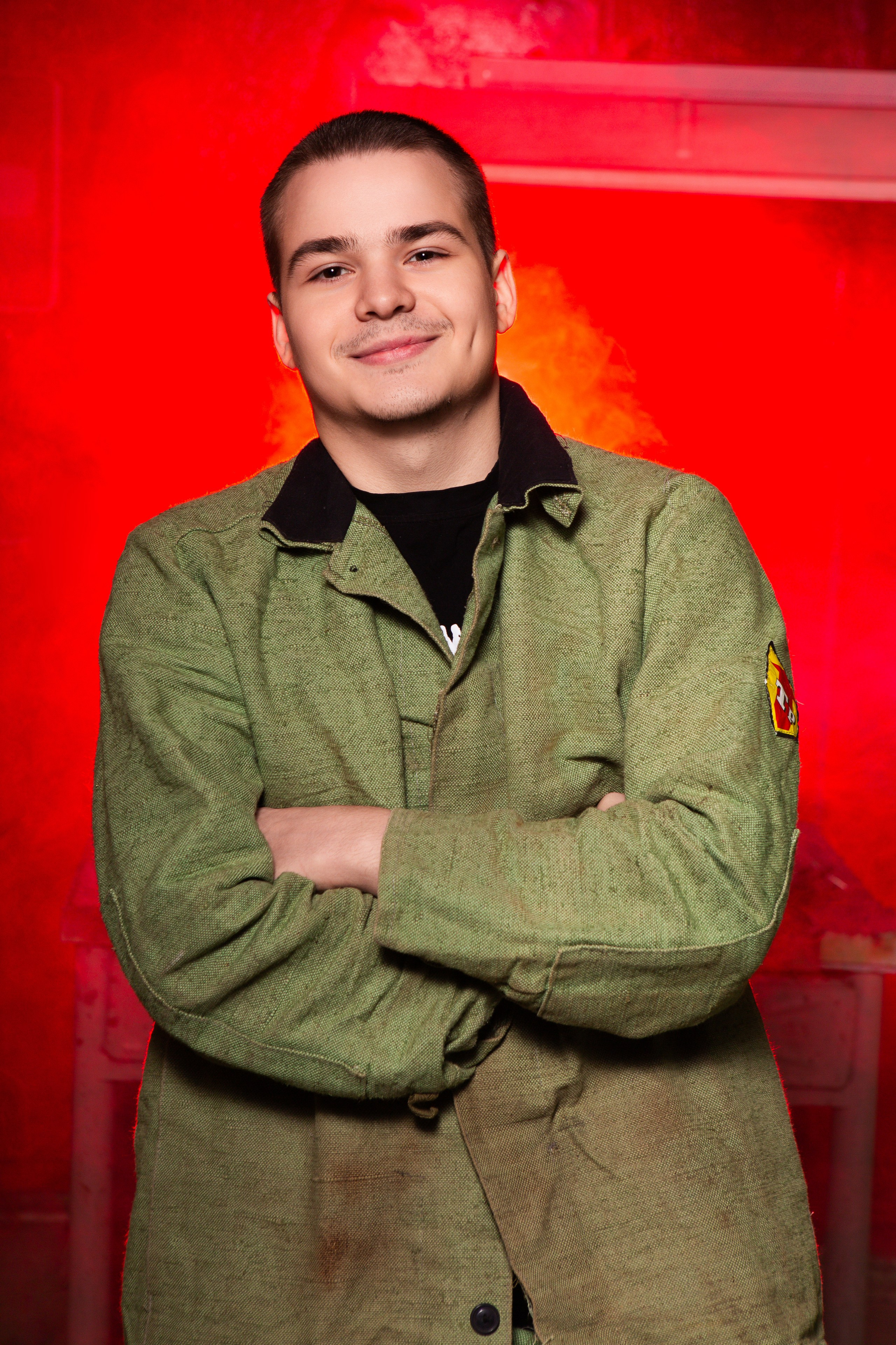 Портретная Фотосессия в Цеху для Выпускников Сварщиков | Твой Альбом Мценск. ТВОЙ АЛЬБОМ / ТВОИ ПРАВИЛА