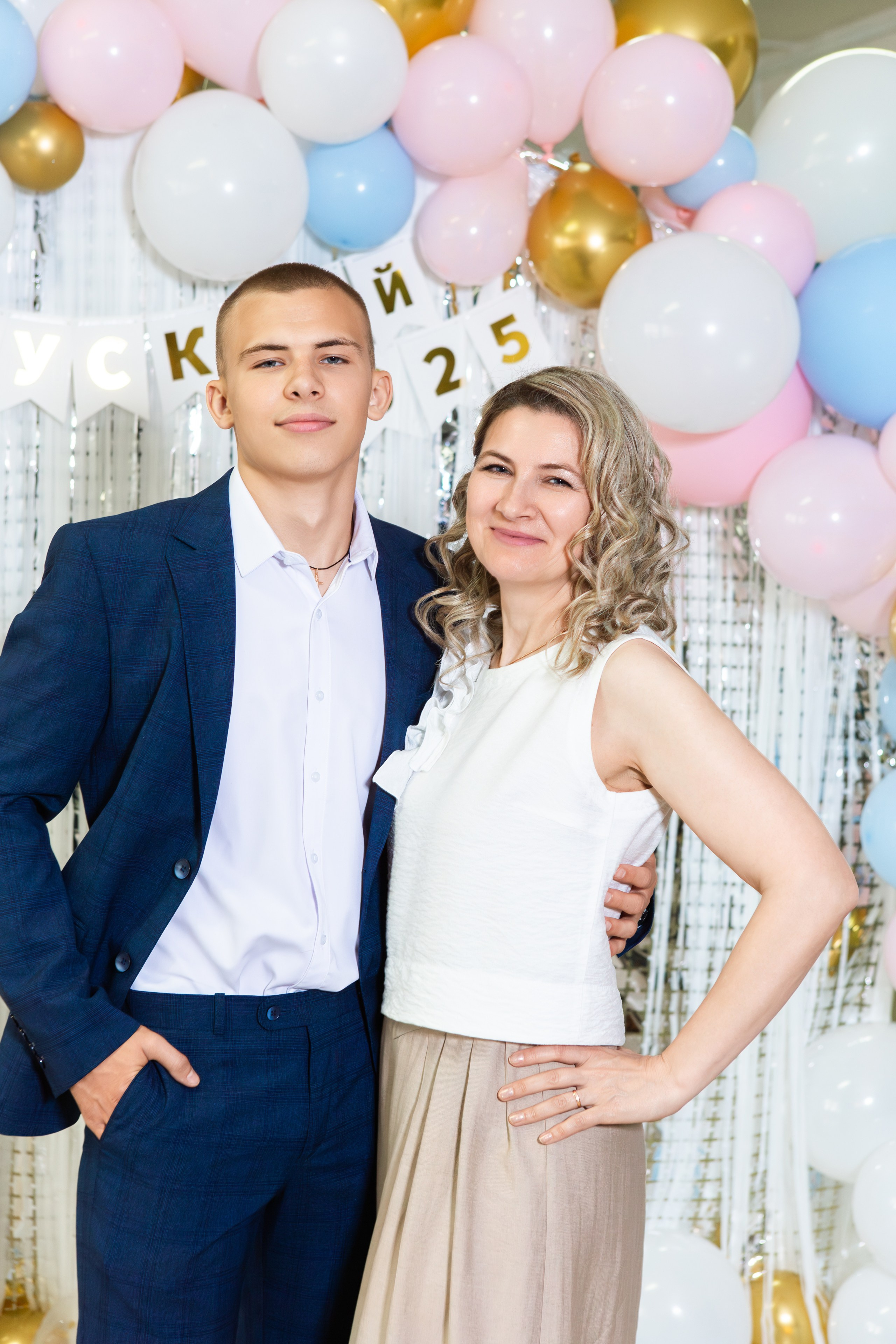 ФОТОСЕССИЯ С РОДИТЕЛЯМИ ВЫПУСКНОЙ 2025 9 ШКОЛА МЦЕНСК. ТВОЙ АЛЬБОМ / ТВОИ ПРАВИЛА