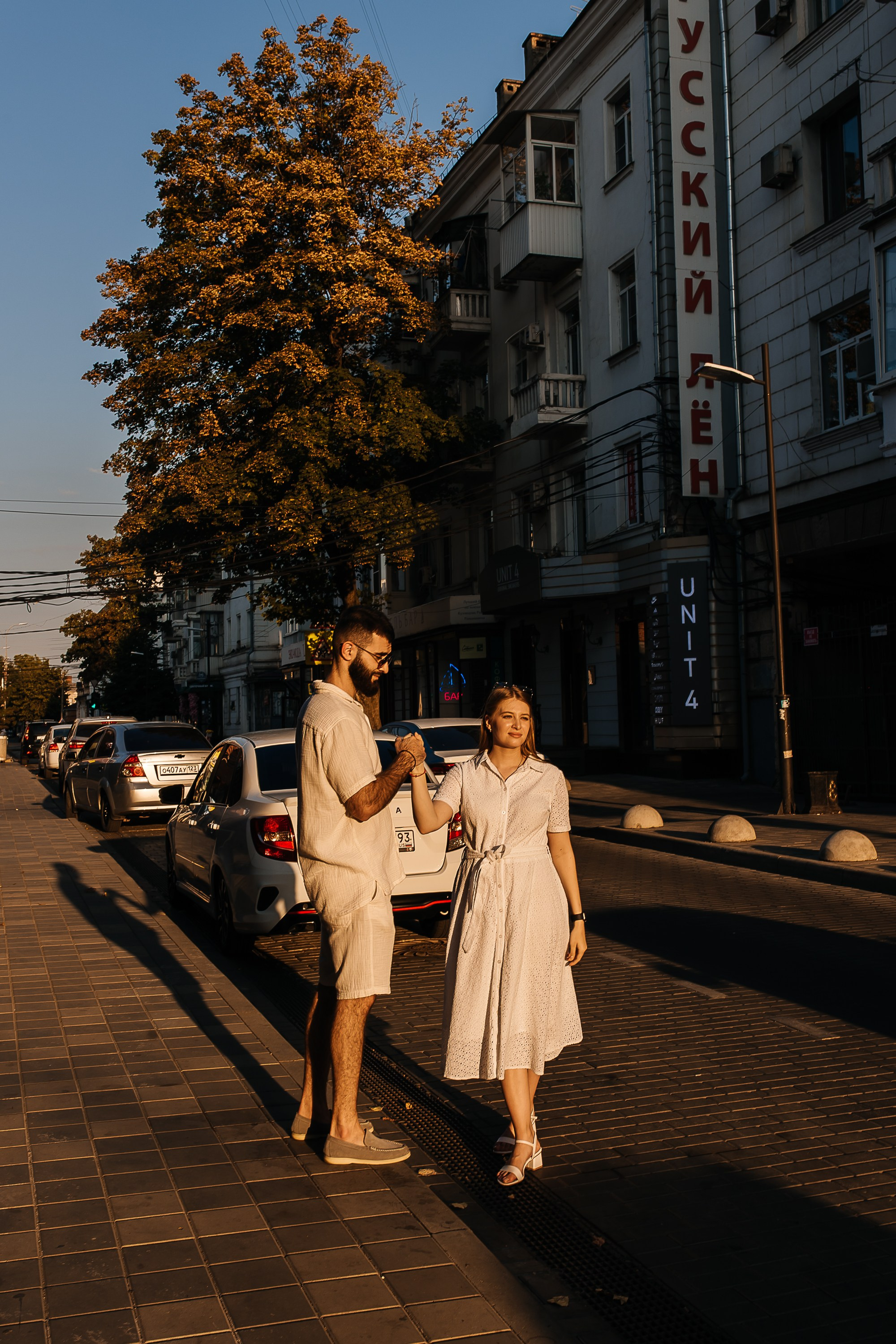 Прогулка по центру Краснодара. Свадебный и семейный фотограф Виолетта Сидельникова. Краснодар, Россия, Беларусь, Европа