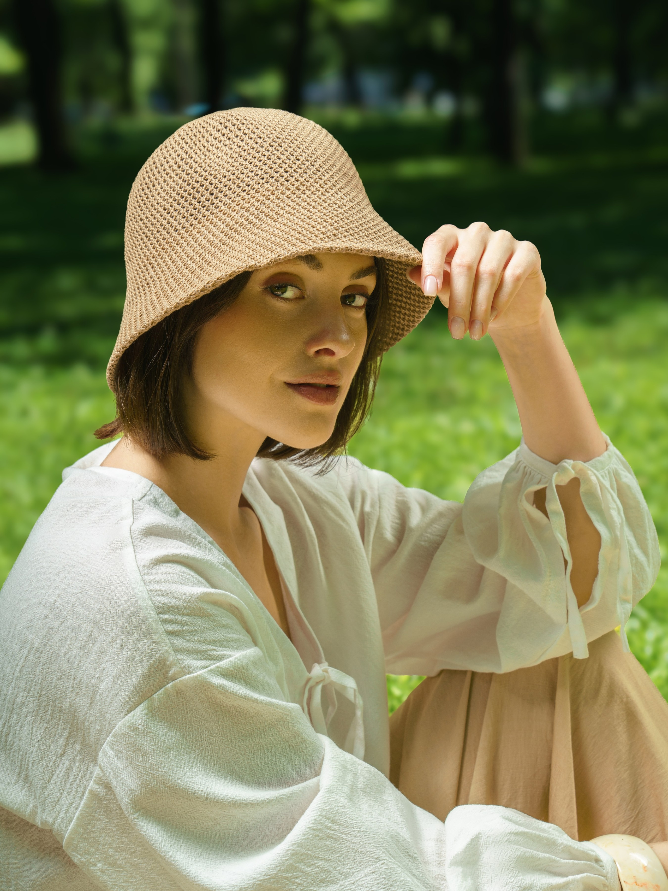 Стрит‑съёмка одежды и аксессуаров — фото и видео для брендов | KED Production. КЕД Студия-контент агентство полного цикла СПБ. Создаём фото, видео и контент, который помогает брендам и селлерам продавать больше