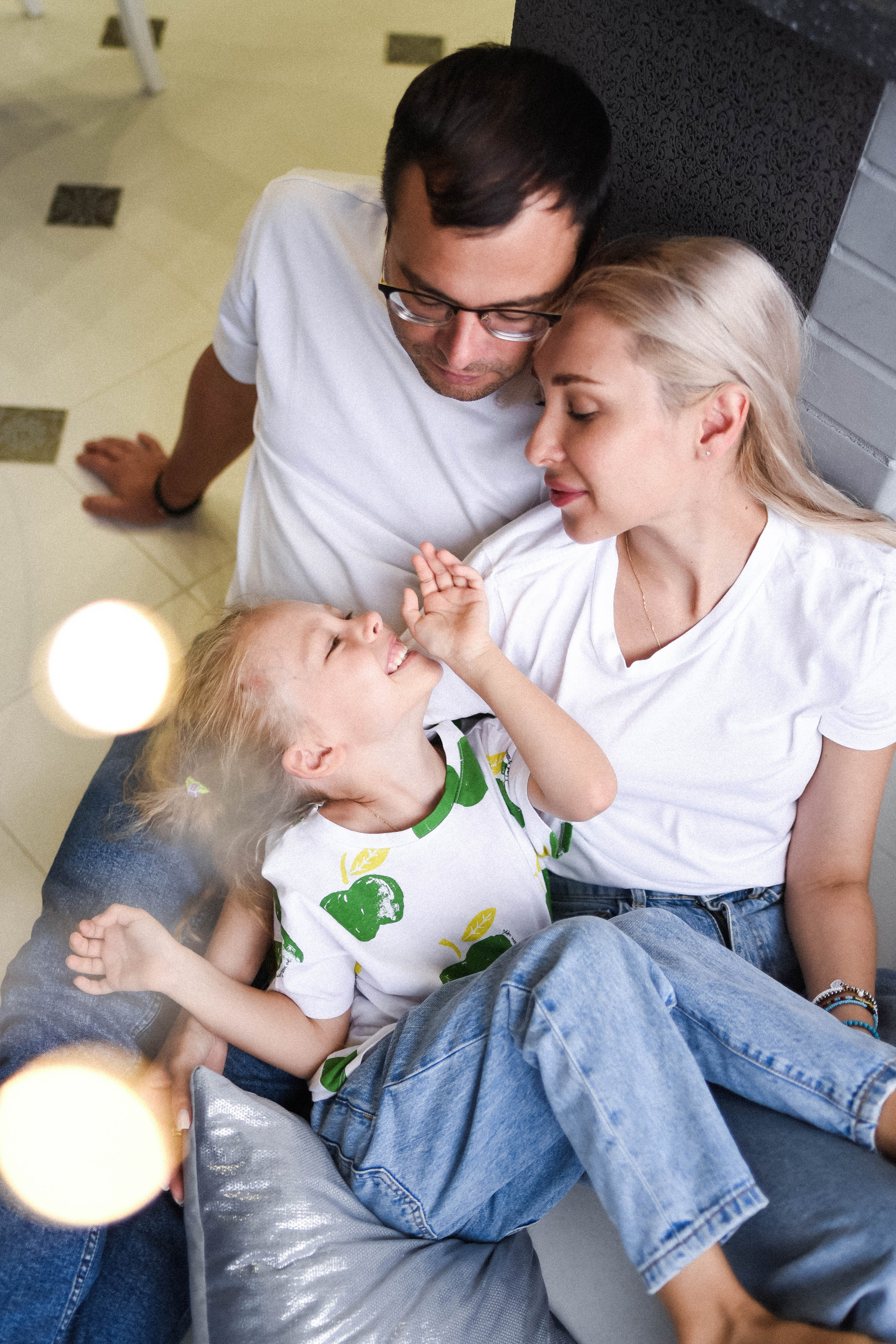 Марина, Андрей и Лиза. Главная