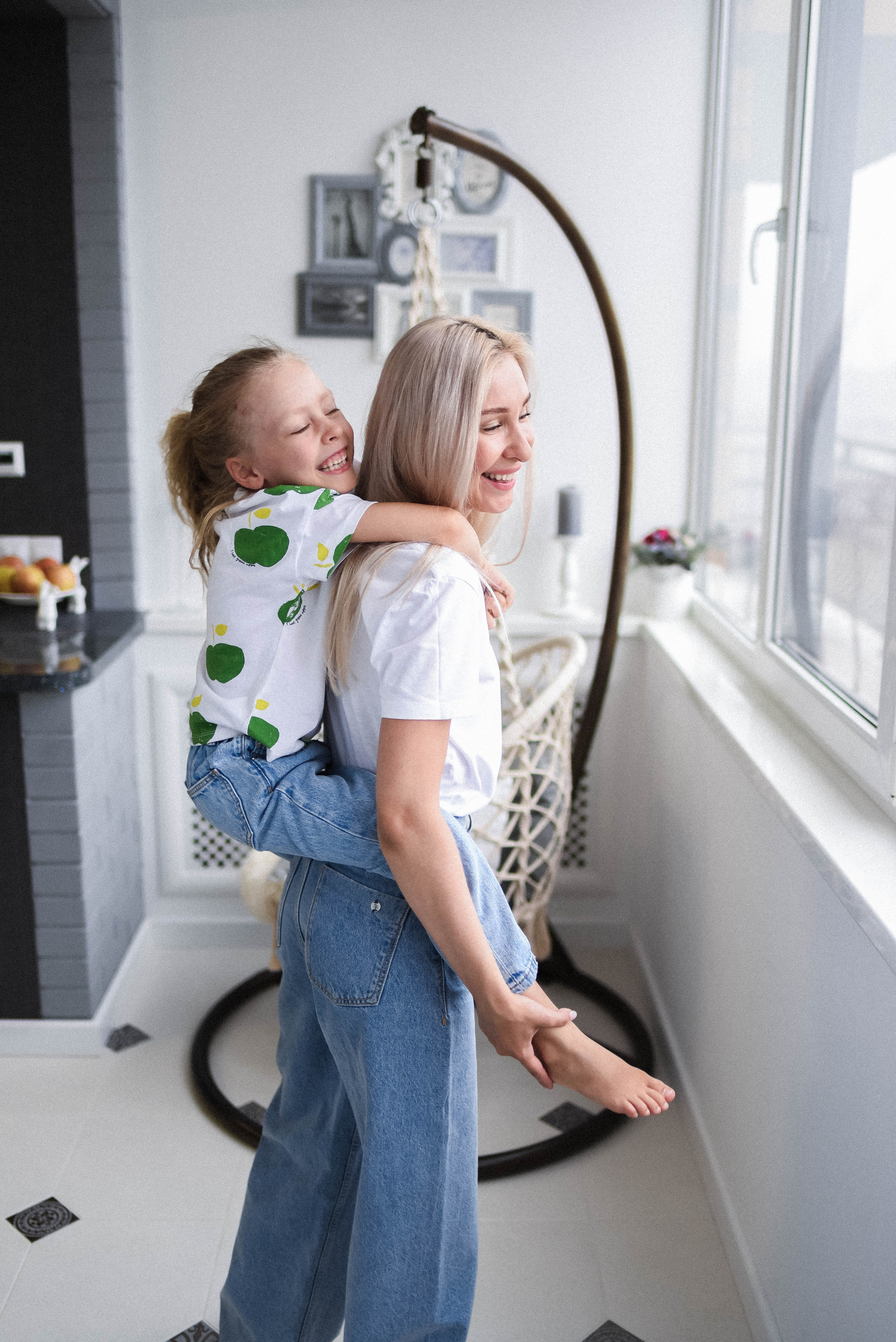 Марина, Андрей и Лиза. Главная