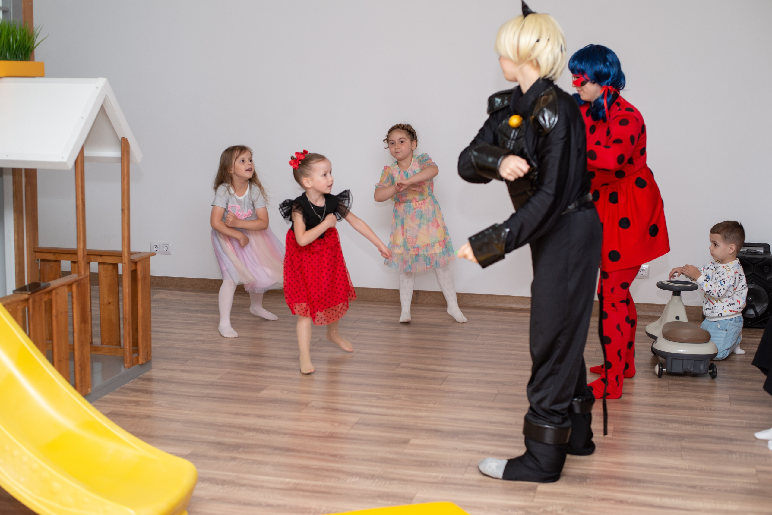 Детский праздник BEE Loft 2025. Портретный фотограф Марина Тамбовская