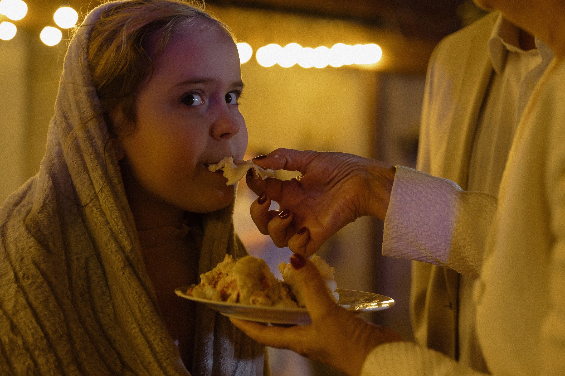 Трогательная свадебная вечеринка в горах Армении. Афина Ефимова. Свадебный фотограф Москва