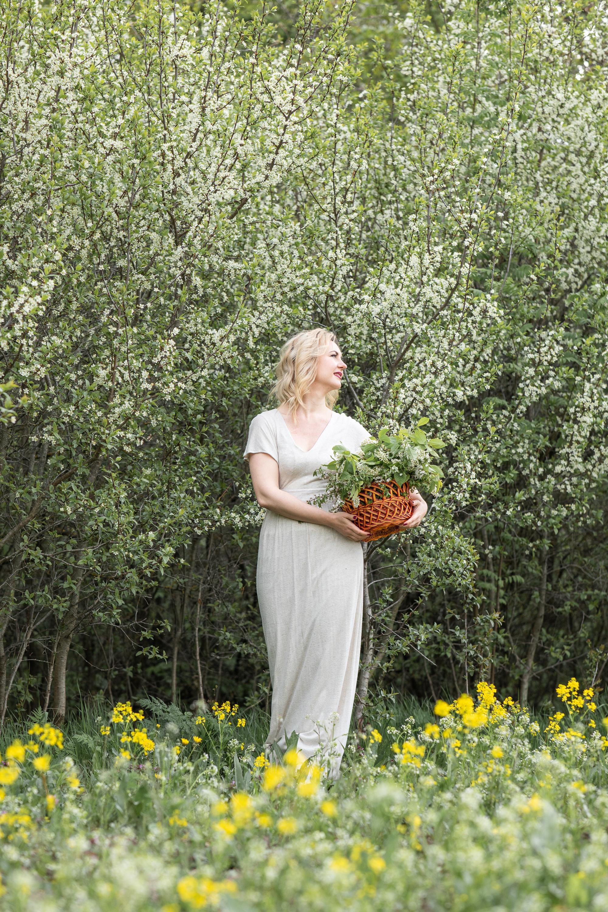 Ирина в цветении. Женский семейный фотограф Тула Москва Захарова Анна