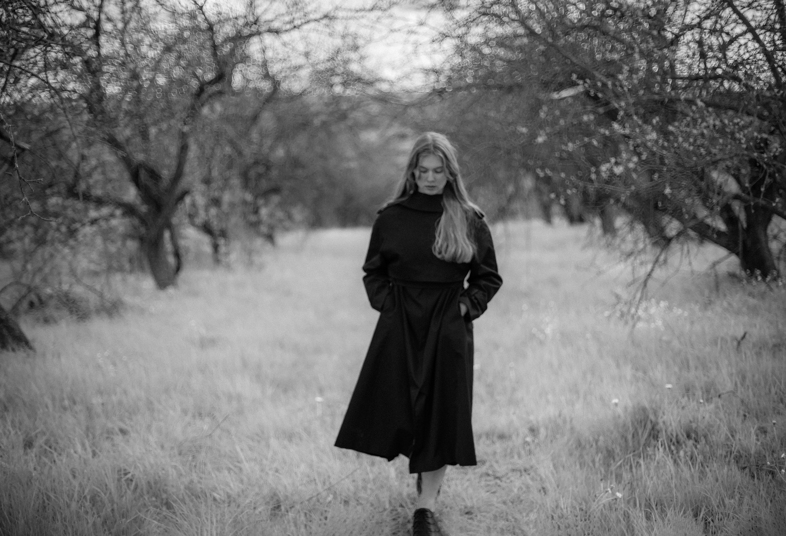 Катя в цветении. Женский семейный фотограф Тула Москва Захарова Анна