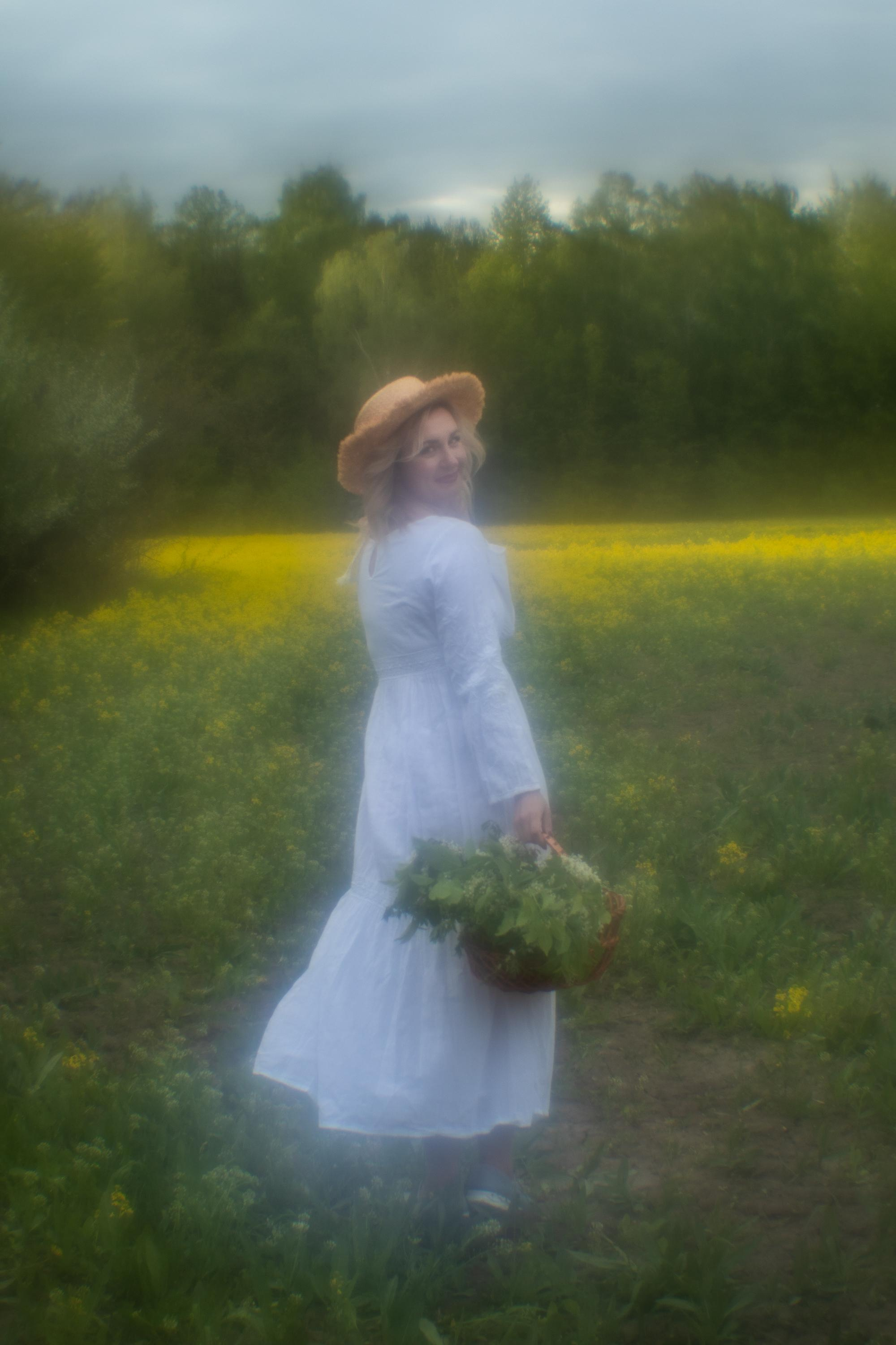 Ирина в цветении. Женский семейный фотограф Тула Москва Захарова Анна