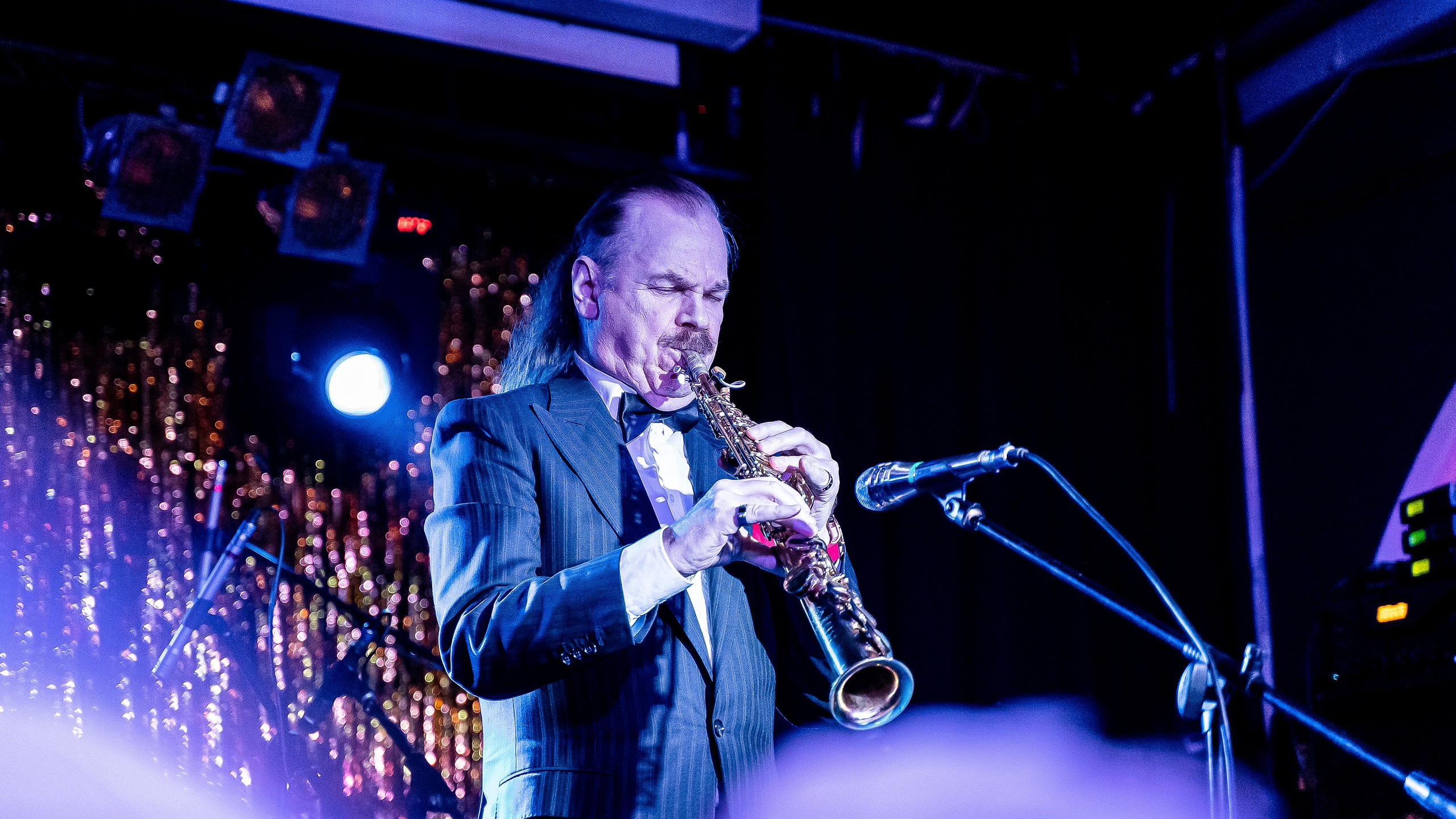 Контент съемка под ключ. Световое шоу / Москва и Мо