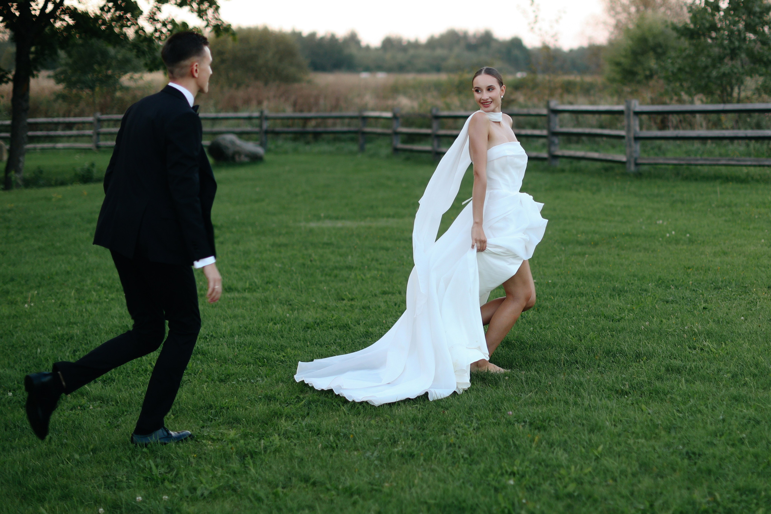 Владислав и Мария. Свадебные фотограф и видеограф в Минске Голдосовы Марина и Вадим