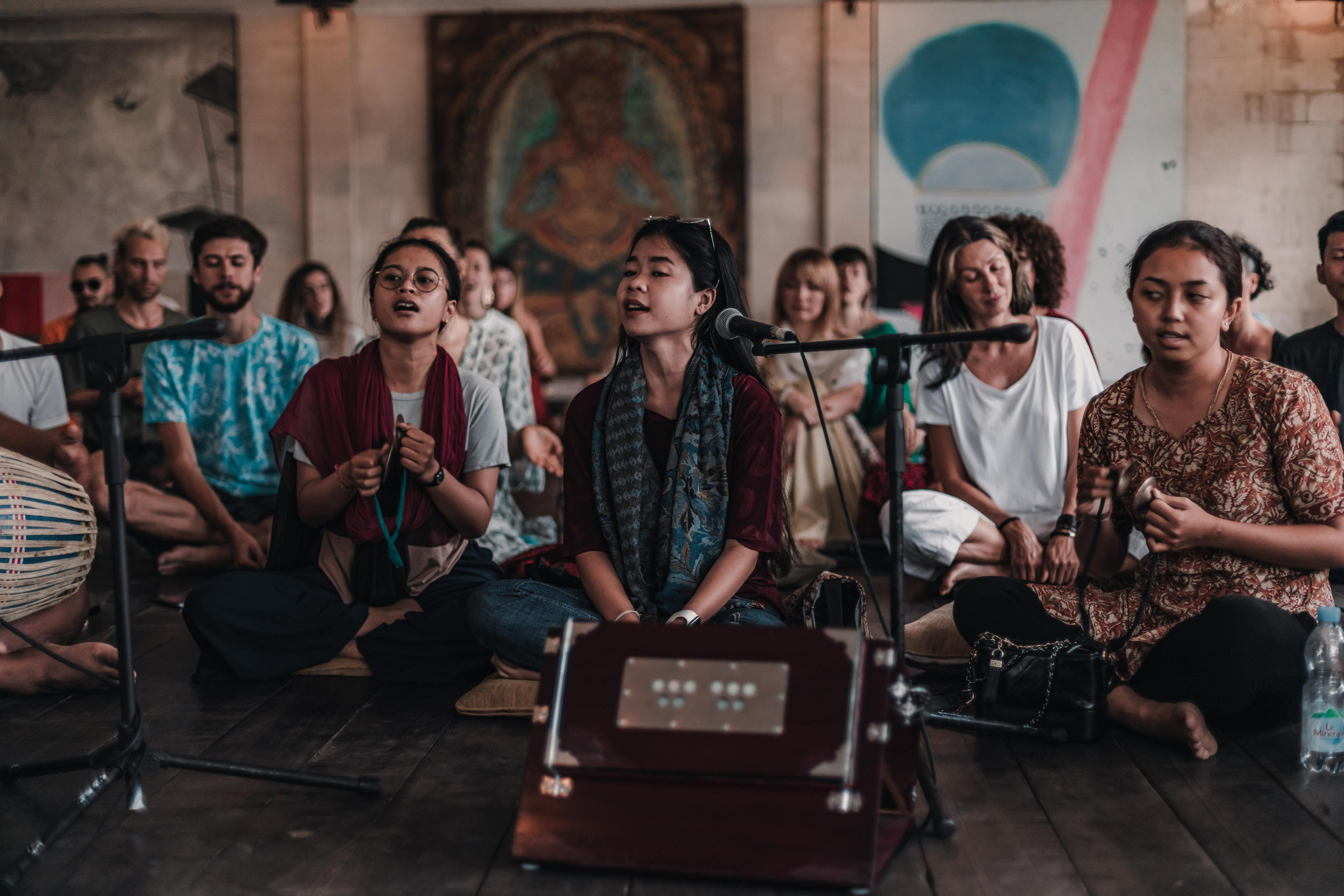 Предновогодний Киртан на Бали. Mariam Bagdasaryan