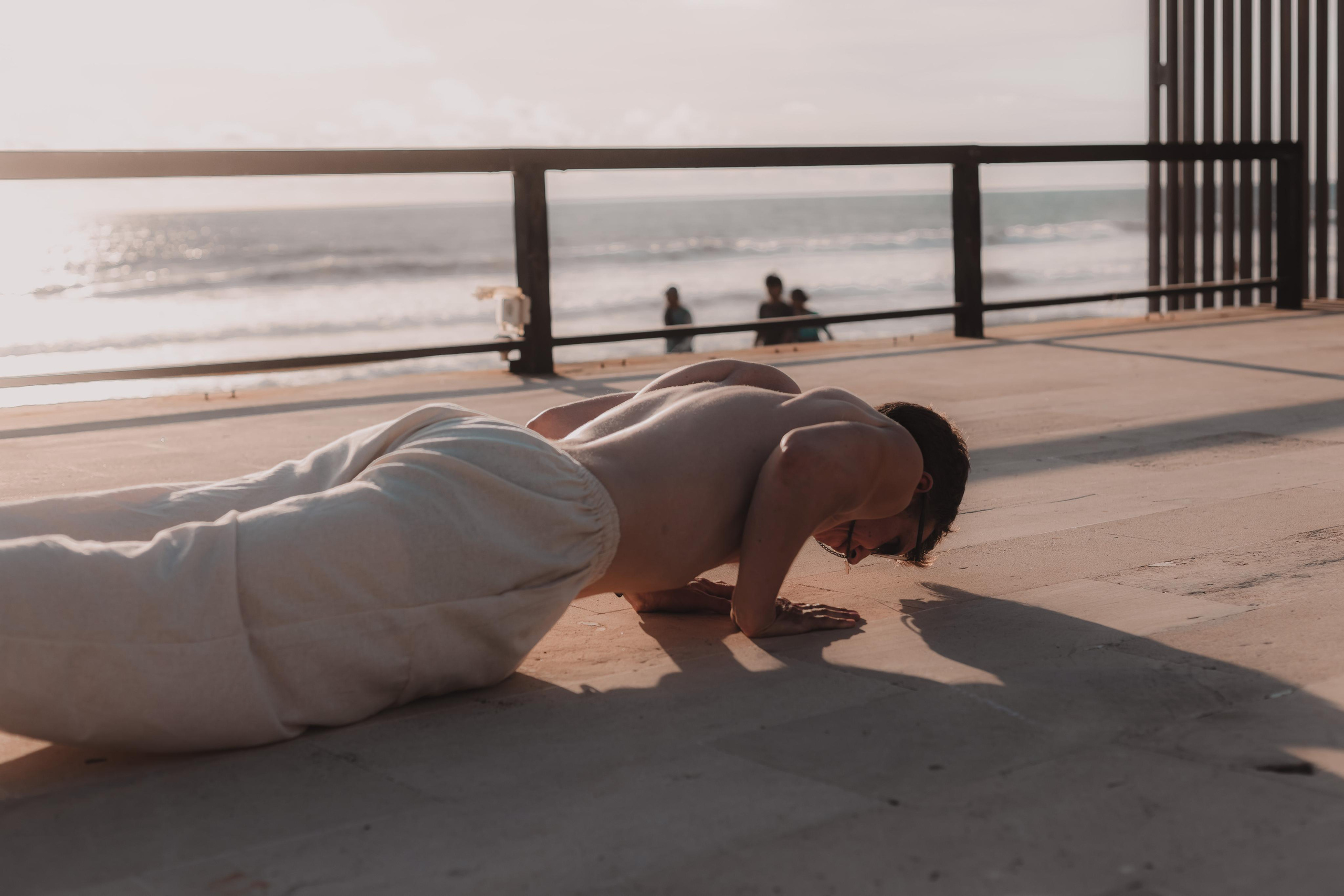 Иван. Закат и океан. Mariam Bagdasaryan