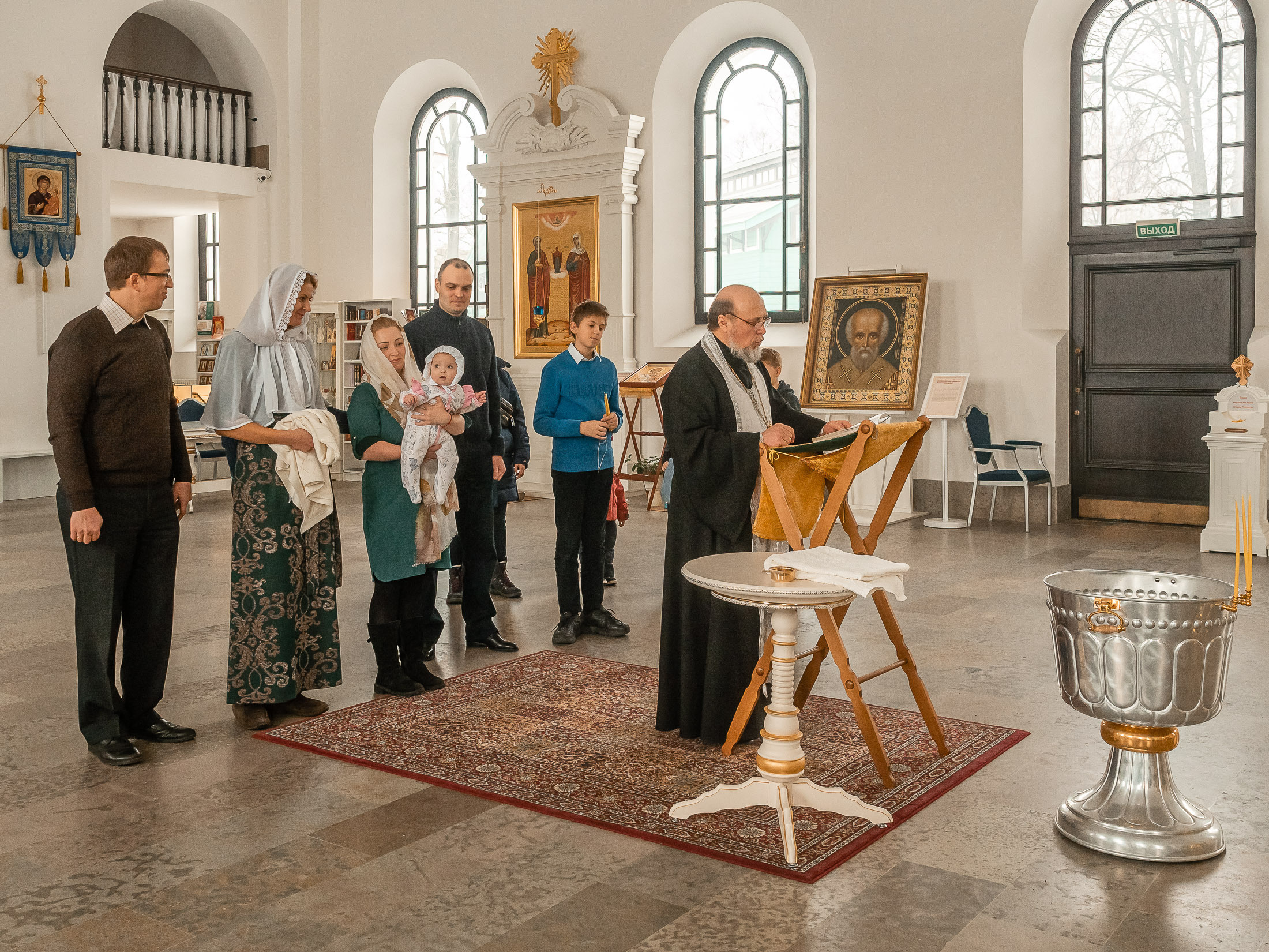 крестины девочки правила, стать крестной мальчика, что делать перед крещением, молитва перед крещением