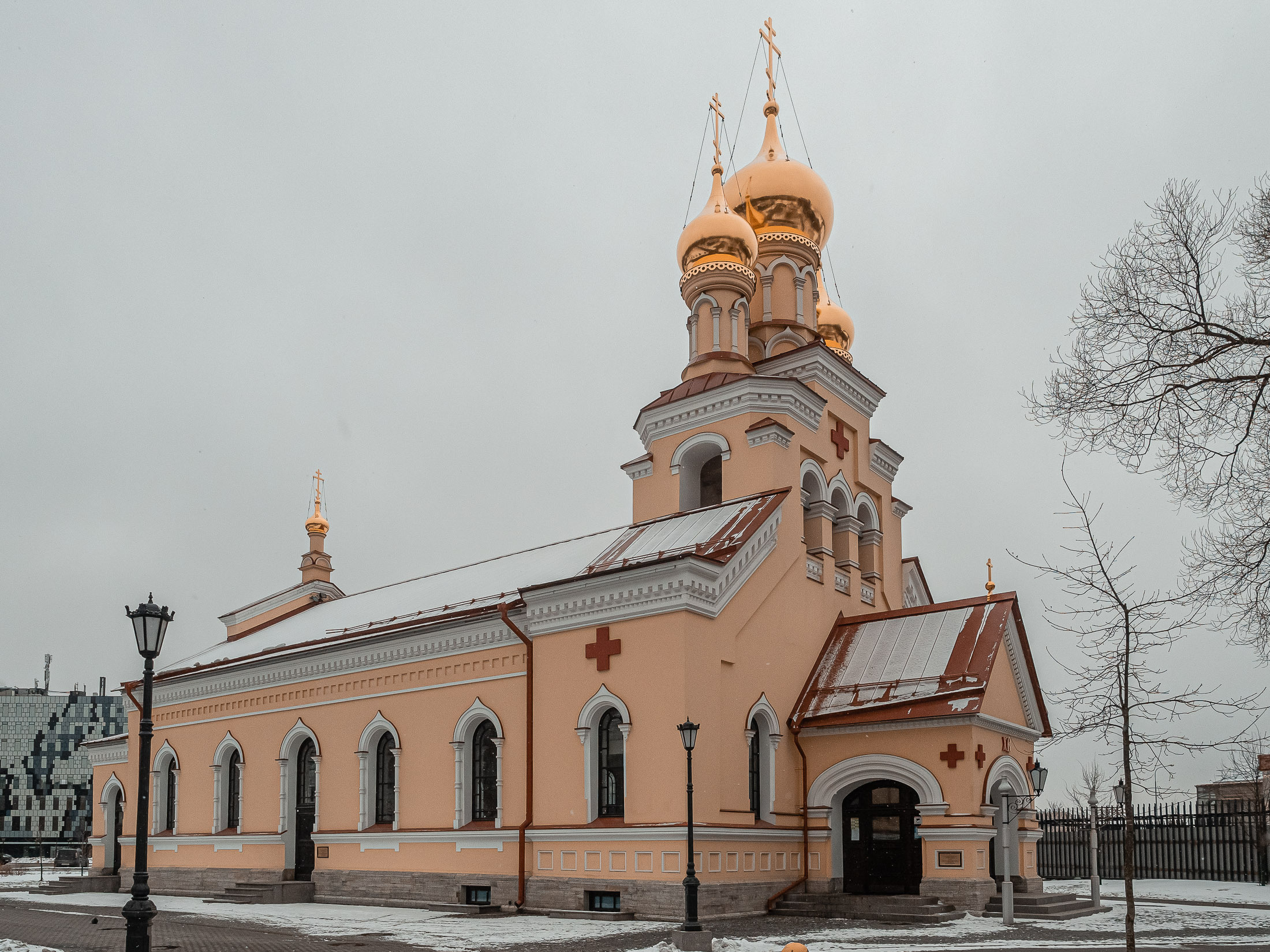 Храм вмч. Пантелеимона на Свердловской набережной, Свердловская наб., дом 40, кор.3, Пантелеимоновская церковь в Полюстрово, крещение ребенка, 