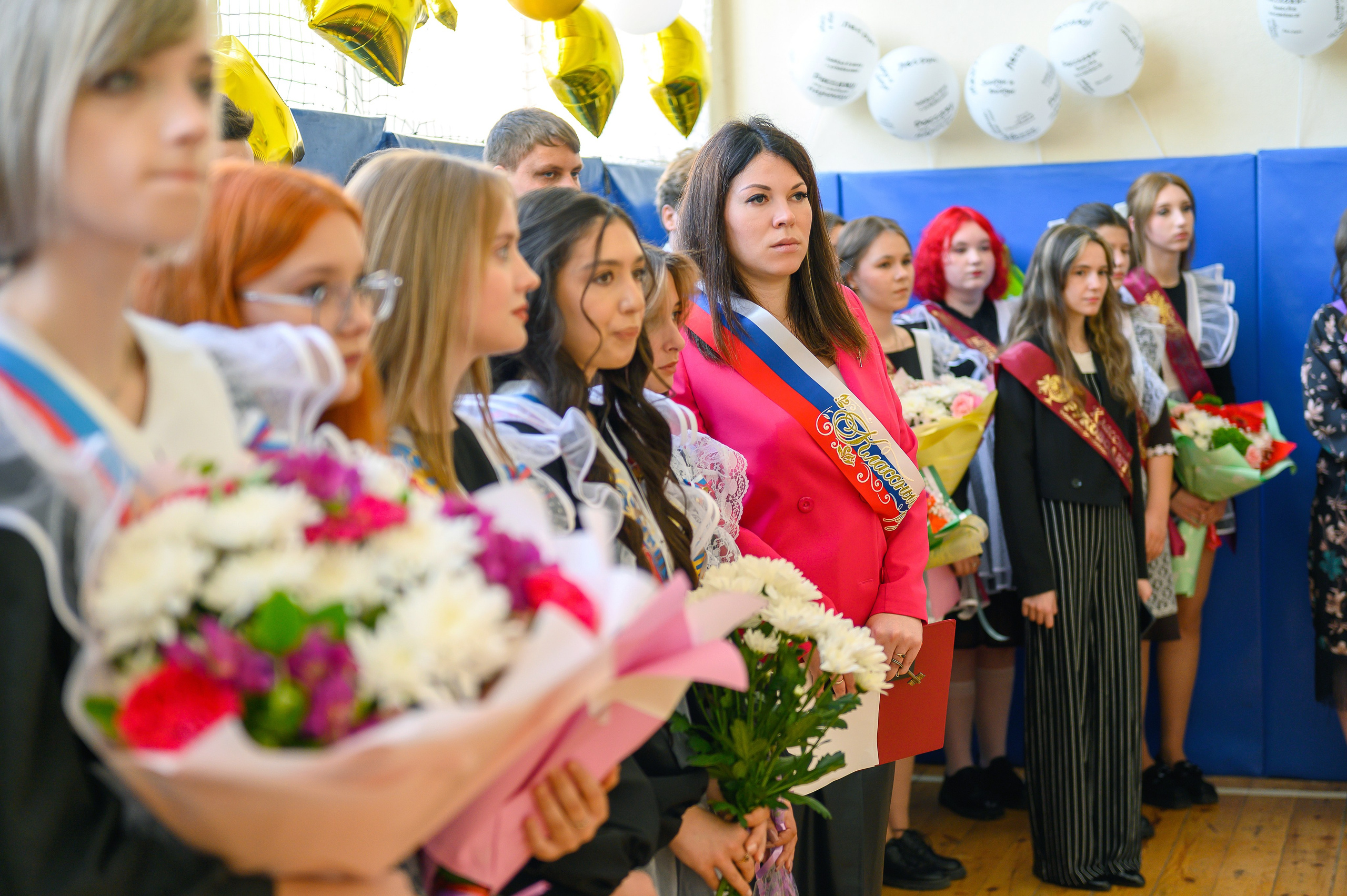 Последний звонок 2025. Фотограф Галина Лисанова, г. Брянск