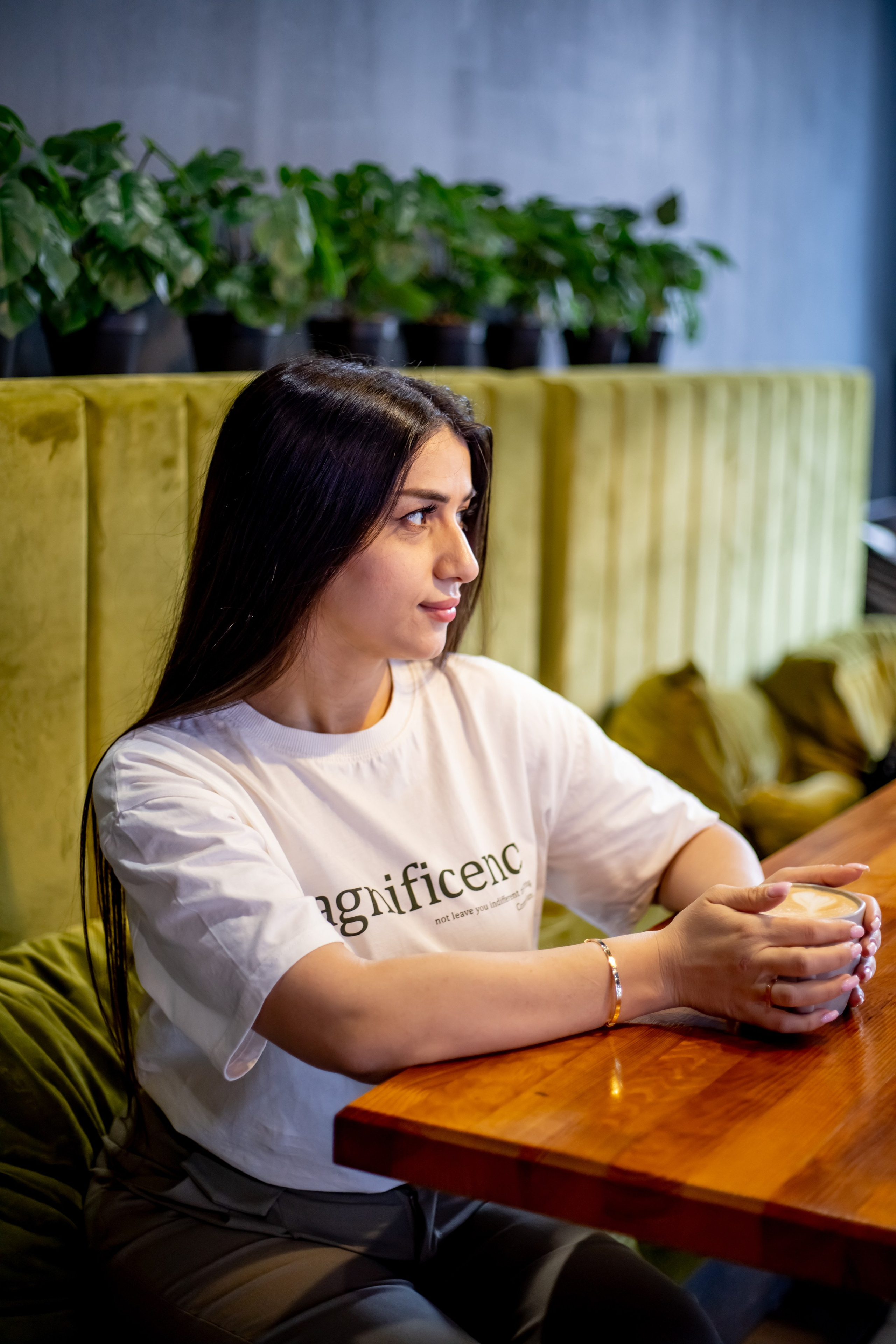 Фотосессия в кафе. Фотограф новорожденных в Екатеринбурге