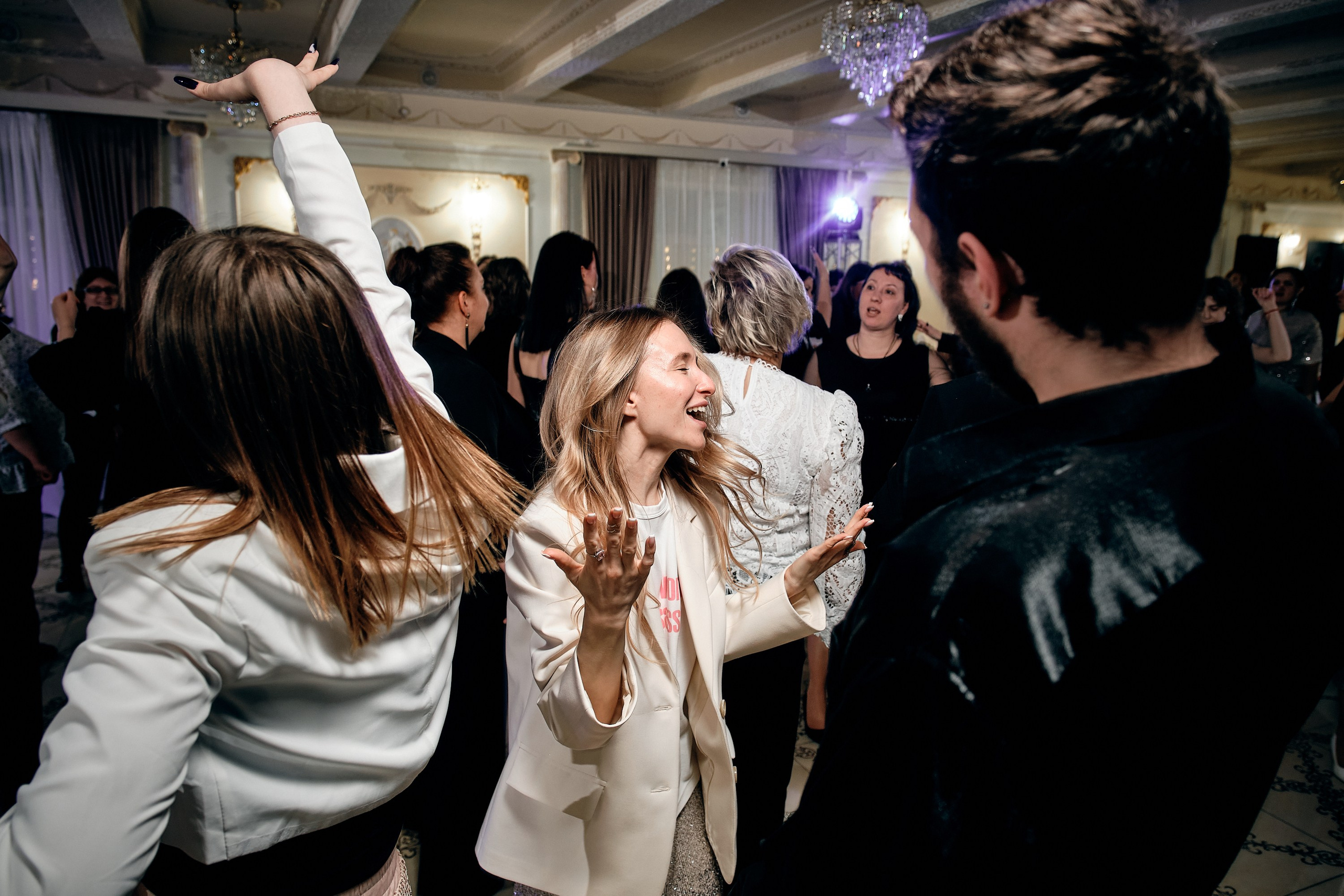 NEW YEAR PARTY для группы компаний RittelScool. Event агентство PAPRIKA в Екатеринбурге