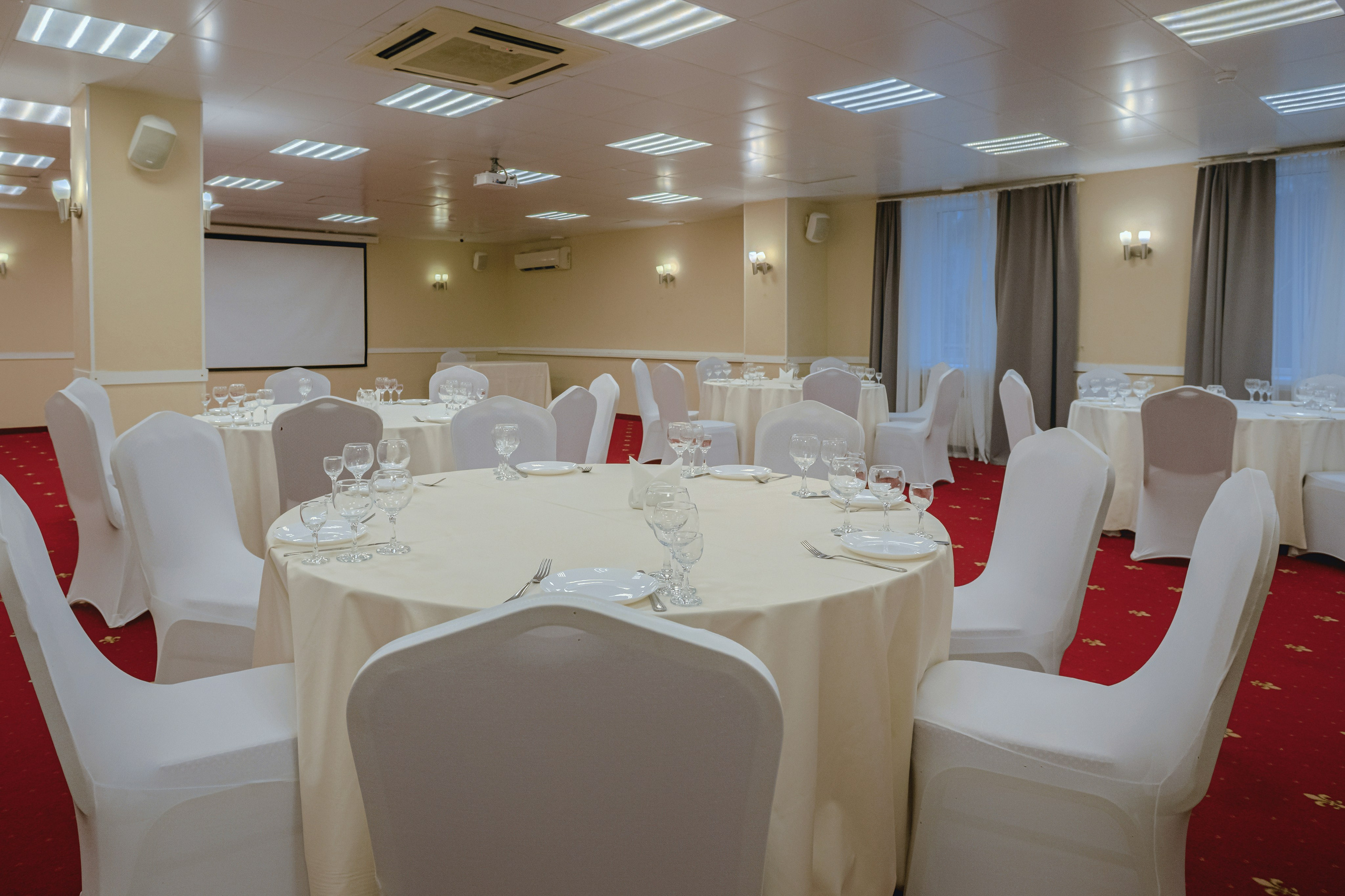 Амакс Сити-отель Уфа, фото Алексея Муравьёва, современный отель,Лобби Амакс Сити-отеля, съёмка фотографа Алексея Муравьёва, гостиничный интерьер,Номера отеля Амакс Сити Уфа, работа фотографа Алексея Муравьёва, комфортабельное размещение,Ресторан Амакс Сити-отеля, фото Алексея Муравьёва, гостиничная кухня,Рецепция Амакс Сити Уфа, съёмка Алексея Муравьёва, сервис для гостей,Спа-зона отеля Амакс Сити, фото Алексея Муравьёва, оздоровительные услуги,Конференц-зал Амакс Сити-отеля, работа фотографа Алексея Муравьёва, бизнес-мероприятия,Лифт отеля Амакс Сити Уфа, съёмка Алексея Муравьёва, современный дизайн,Номера люкс Амакс Сити, фото Алексея Муравьёва, премиальный комфорт,Зона отдыха Амакс Сити-отеля, работа фотографа Алексея Муравьёва, релакс для гостей,Инфраструктура Амакс Сити Уфа, съёмка Алексея Муравьёва, гостиничные услуги,Паркинг отеля Амакс Сити, фото Алексея Муравьёва, безопасность гостей,Вестибюль Амакс Сити, работа фотографа Алексея Муравьёва, элегантность интерьера,Номера стандарт Амакс Сити-отеля, съёмка Алексея Муравьёва, удобство проживания,Общественные зоны Амакс Сити Уфа, фото Алексея Муравьёва, современный дизайн,Ресторан и бар Амакс Сити, работа фотографа Алексея Муравьёва, гастрономические предложения,Интерьер отеля Амакс Сити Уфа, фото Алексея Муравьёва, гостиничный стиль,Мебель номеров Амакс Сити, съёмка Алексея Муравьёва, комфорт для постояльцев,Освещение отеля Амакс Сити, работа фотографа Алексея Муравьёва, уют для гостей,Терраса Амакс Сити-отеля, фото Алексея Муравьёва, панорамный вид