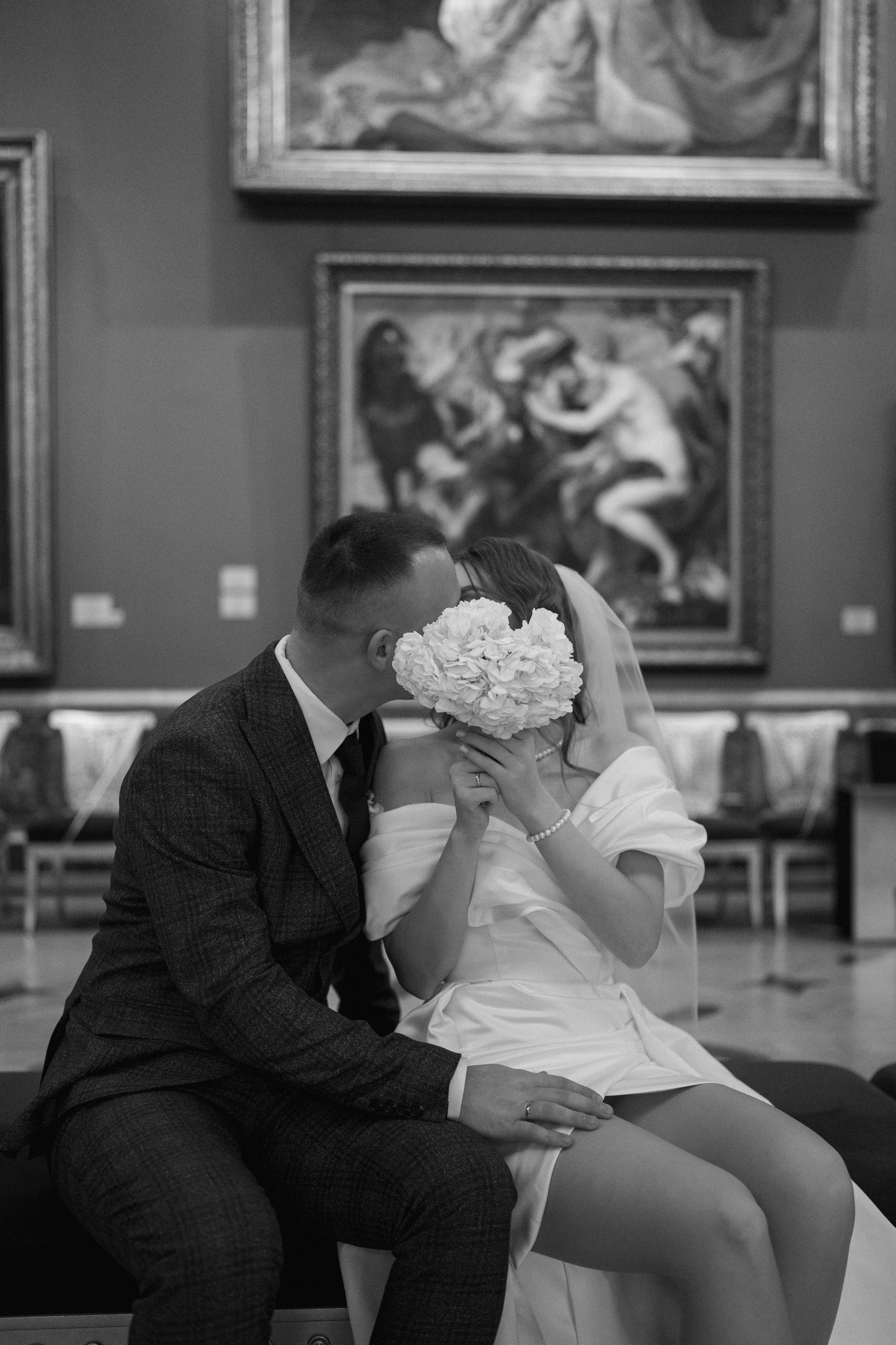 Дмитрий и Кира (Эрмитаж). Свадебный фотограф в Санкт-Петербурге