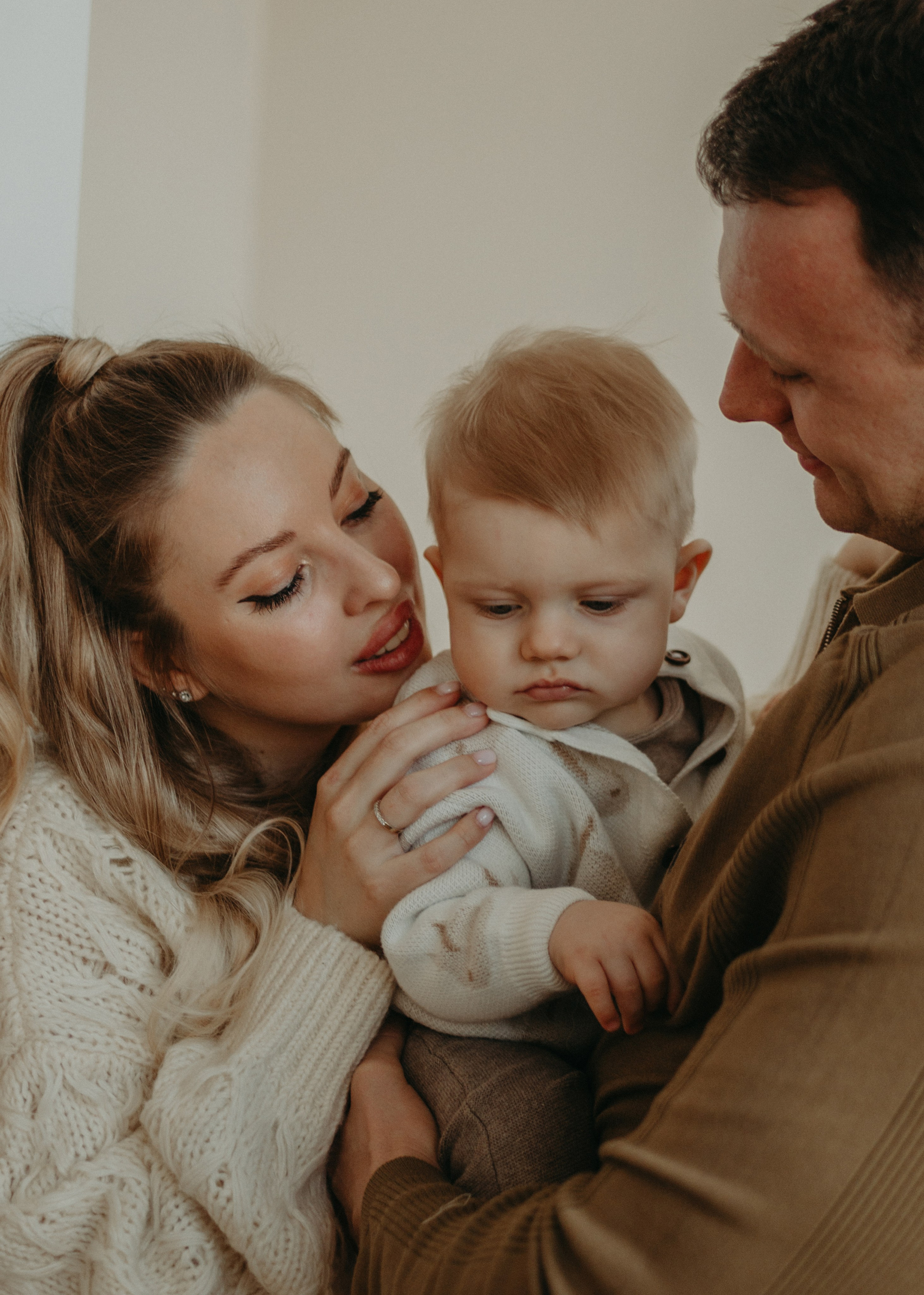 Годик с родными. Фотограф в Краснодаре Евгения Михаевич
