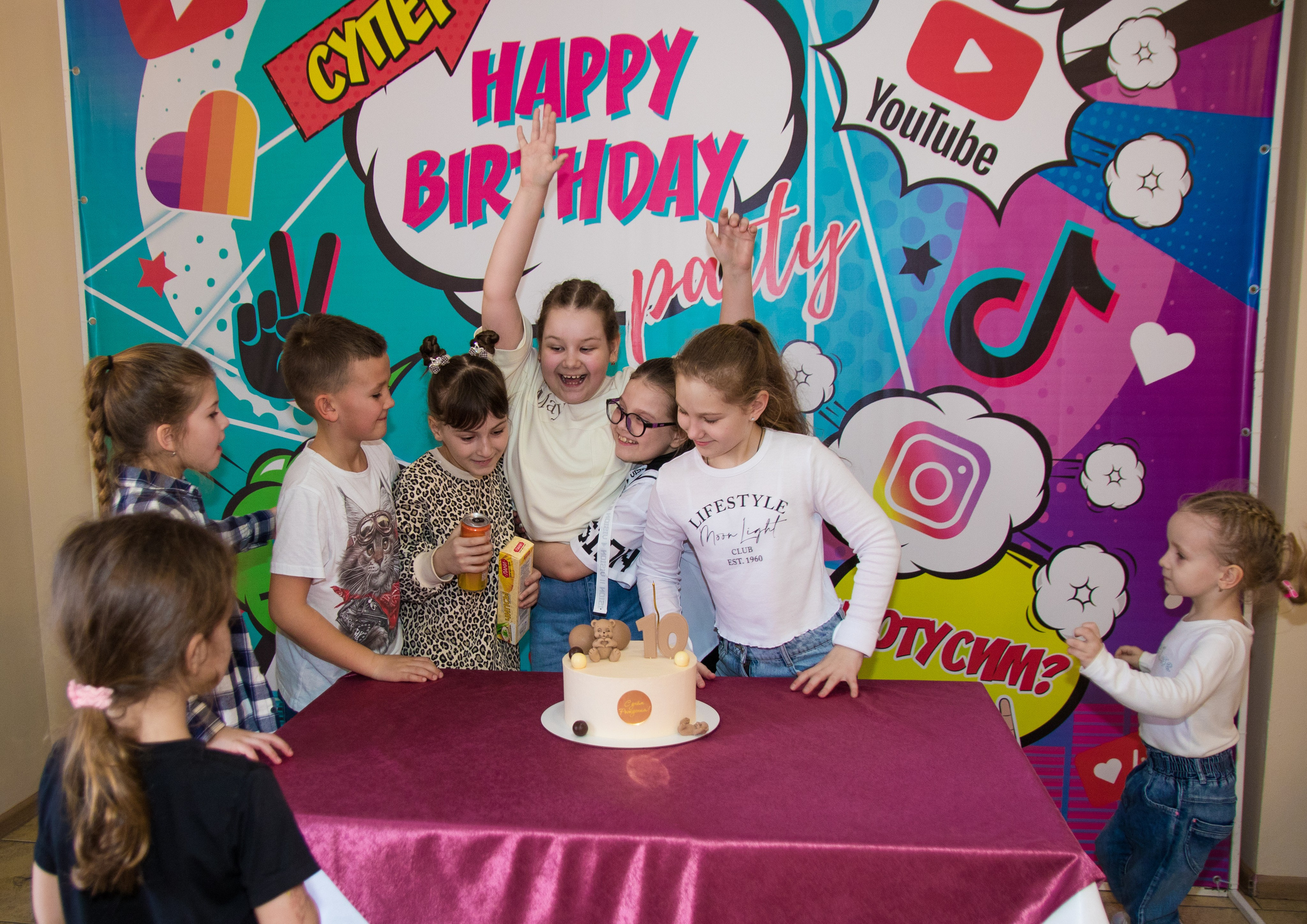 Банкет (тортики.вкусняшки). Организатор праздников. Ведущая Марина Гребенникова