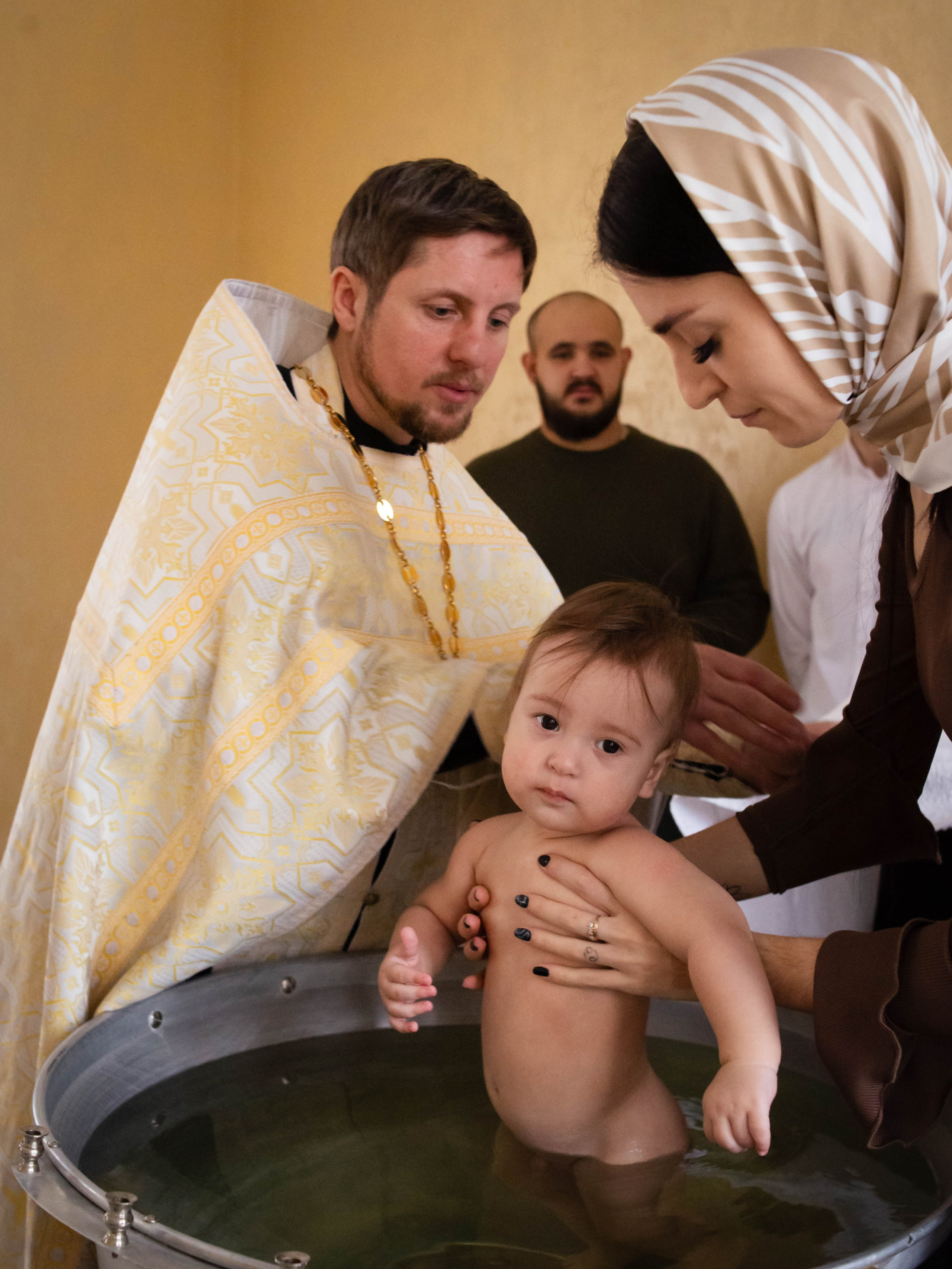 Крещение Эмира. Семейный фотограф Софи Симакова в Волгограде и Волжском