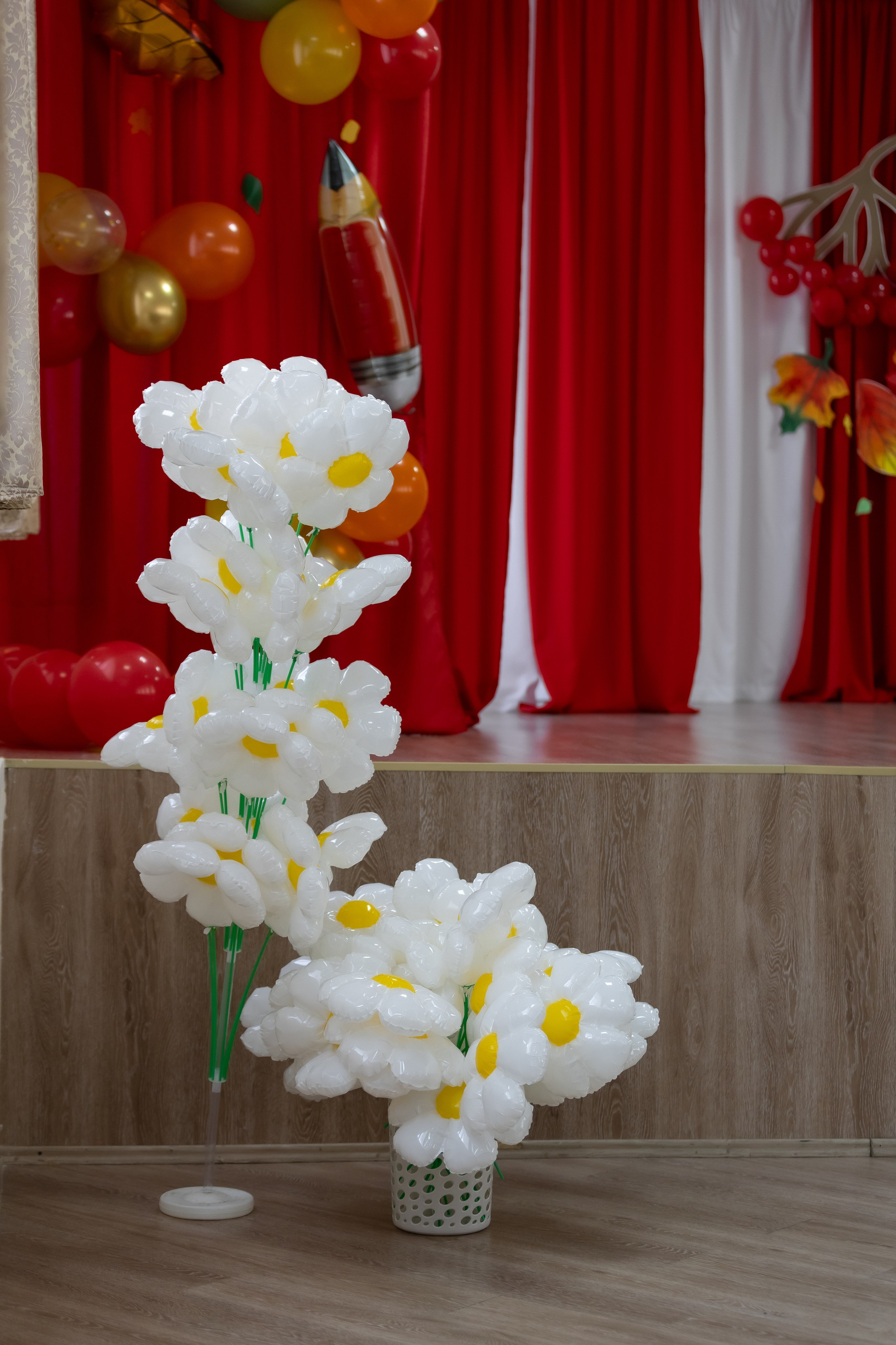 День учителя. Школа 31. Октябрь 2024. Свадебный и Семейный фотограф г. Ижевск Гульназ Солдатова. Гульназ фото