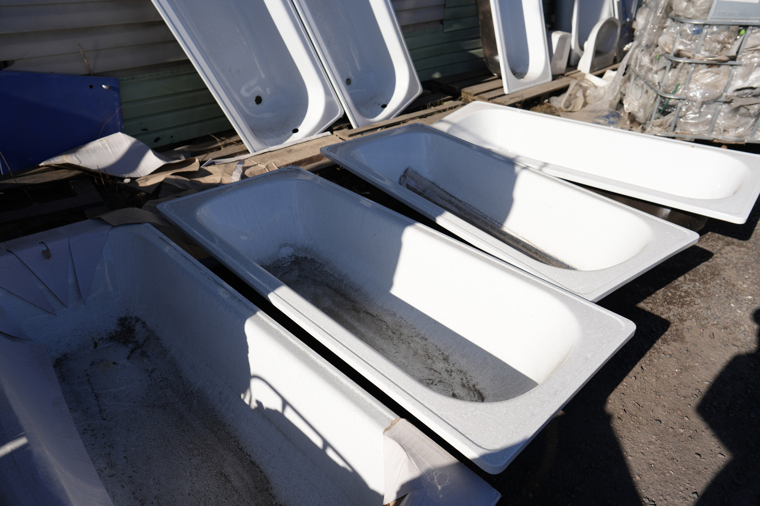 Ванны. Строительный магазин низких цен Экономкин