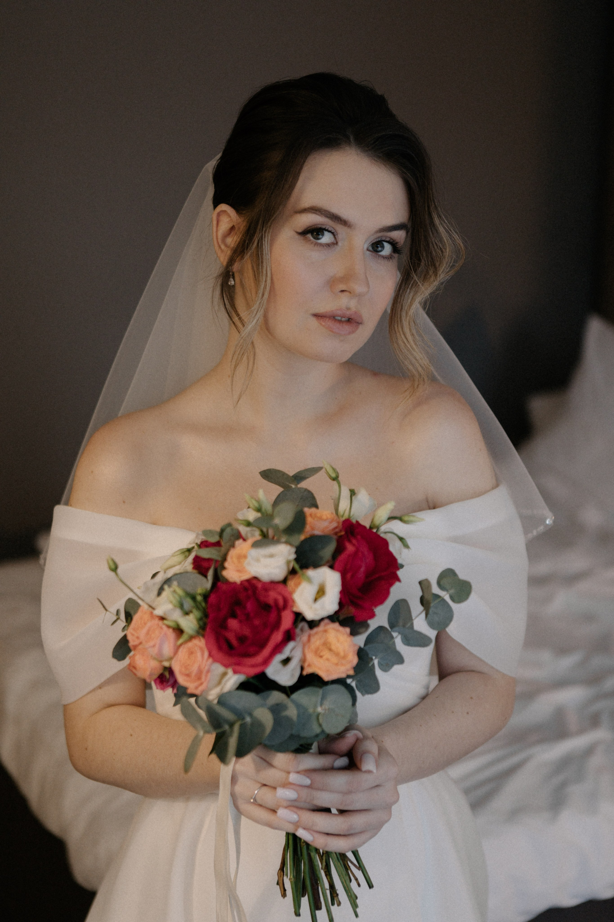 Ксюша и Илья. Утро в отеле роспись в Birds. Свадебный и портретный фотограф в Москве Анастасия Масюк