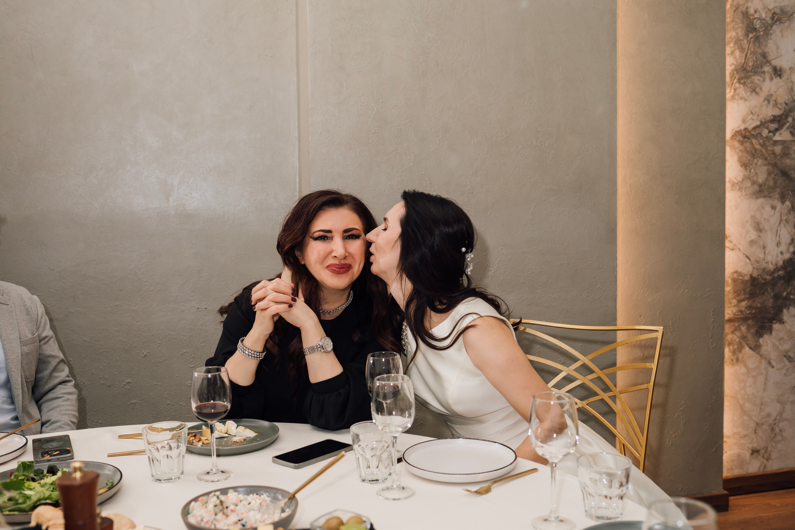 Таня и Миша. Свадьба в лофте. Свадебный и семейный фотограф в Москве Евгения Лисина