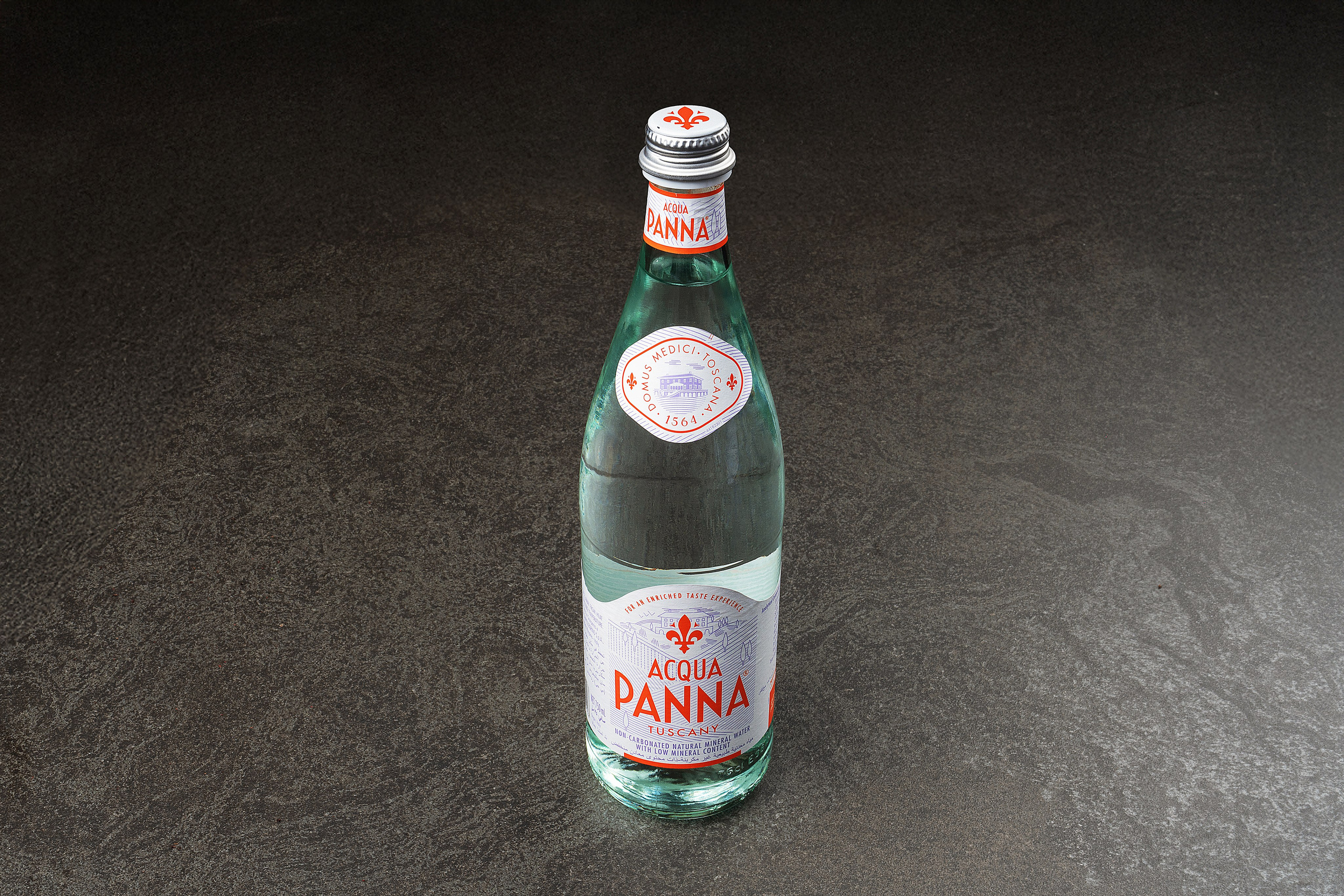 Auria (Commercial retouch). Илья Игнатченко — фотограф, ретушер