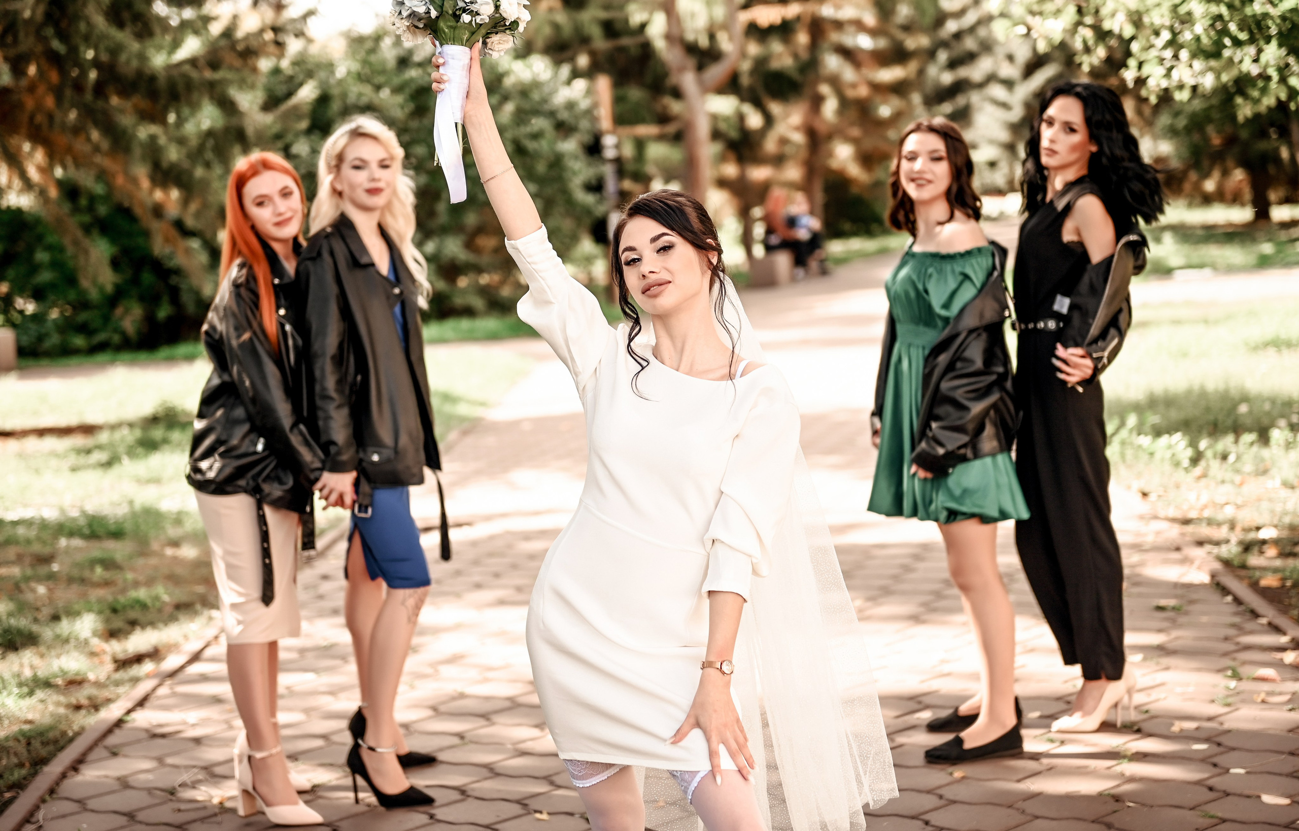 Небольшая часть фото со свадебной съемки Алексея и Даши. Свадебный, семейный, детский, контент фотограф в Омске Максим Ильин