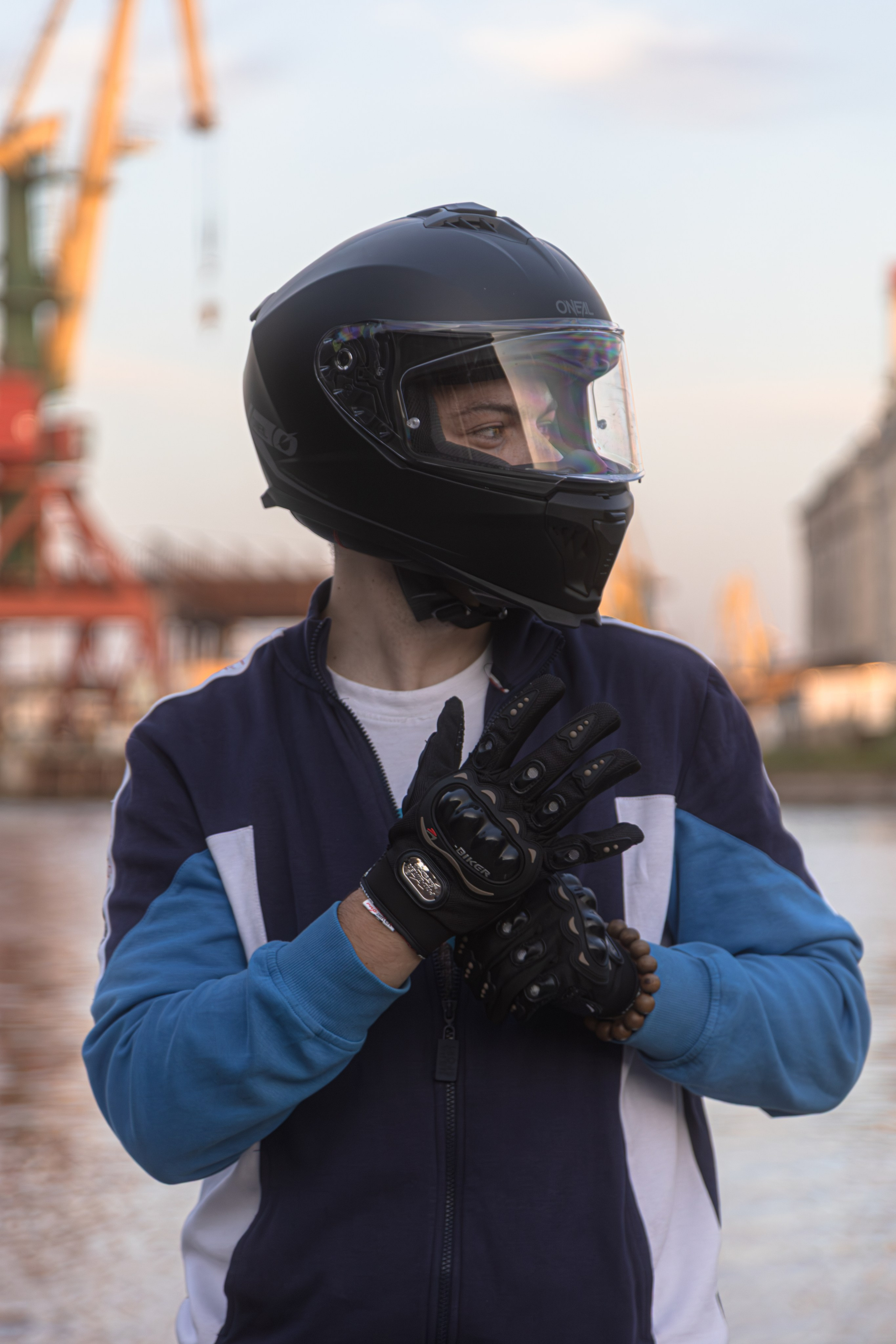 Daniil R. — Digital Noise —