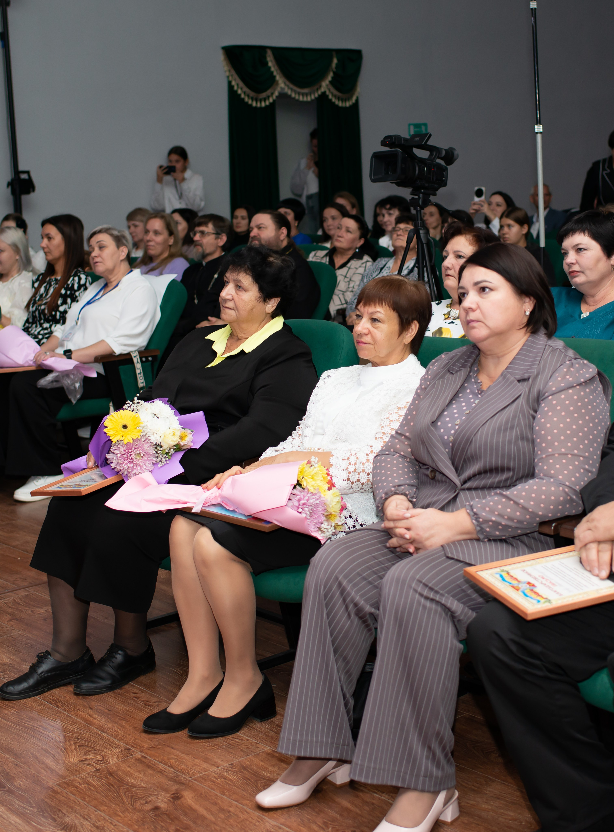 320-летие ст. Кривянской_МБОУ СОШ 72_13.10.2025. Фотограф_Юлия Симонова