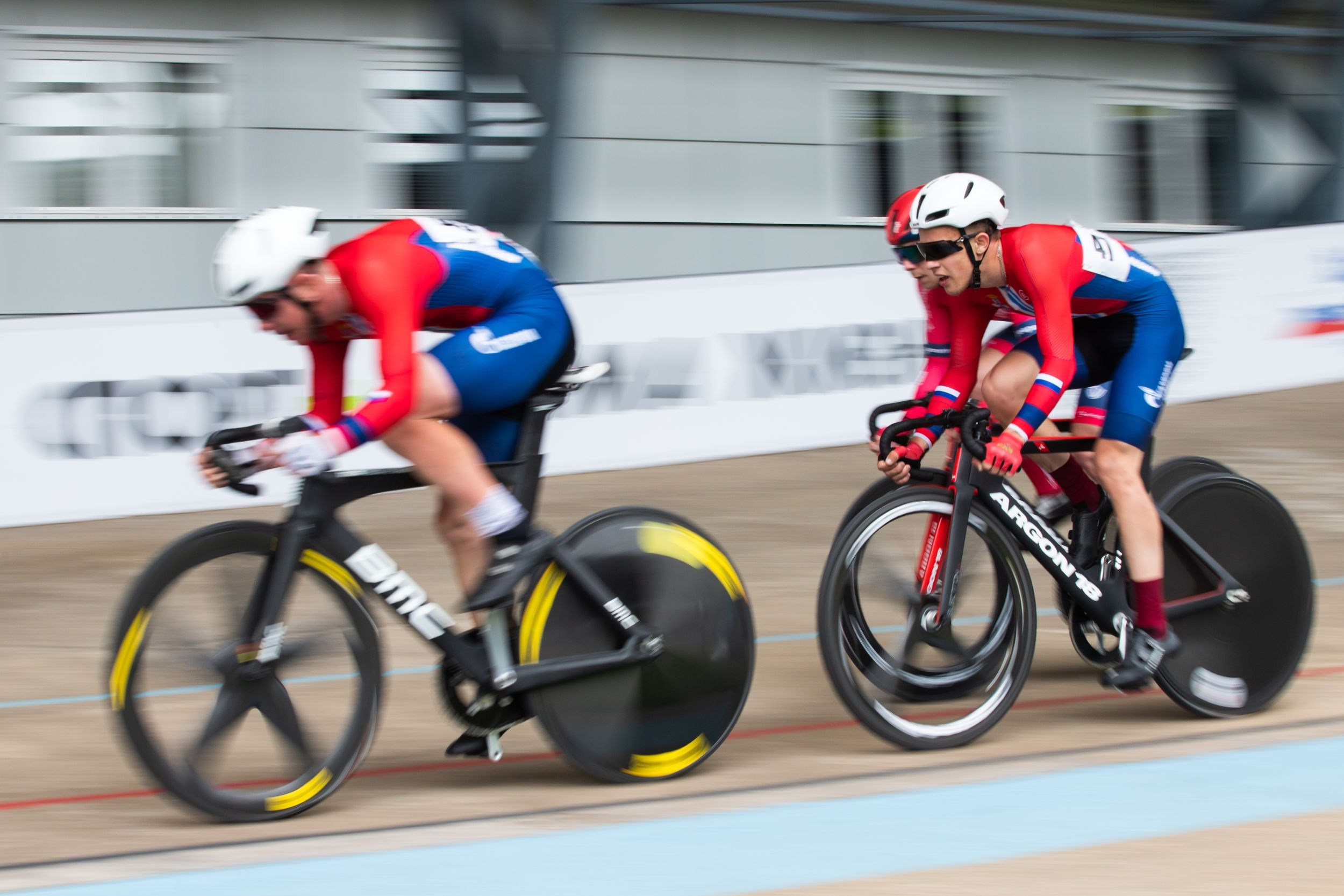 Соревнования по велоспорту «Большой приз Тулы» (19 мая 2023). Репортажный фотограф Алексей Пирязев