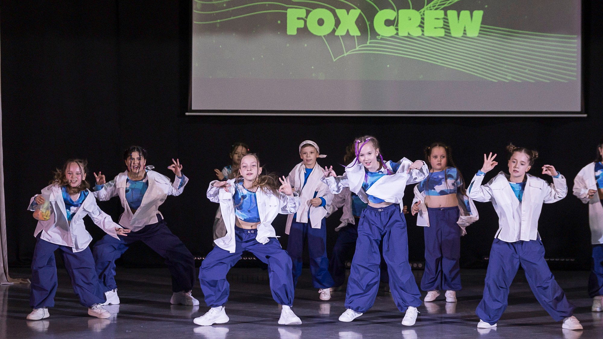 Отчетный концерт школы танцев UPGRADE. Репортажный фотограф в Казани Павел Серпокрылов