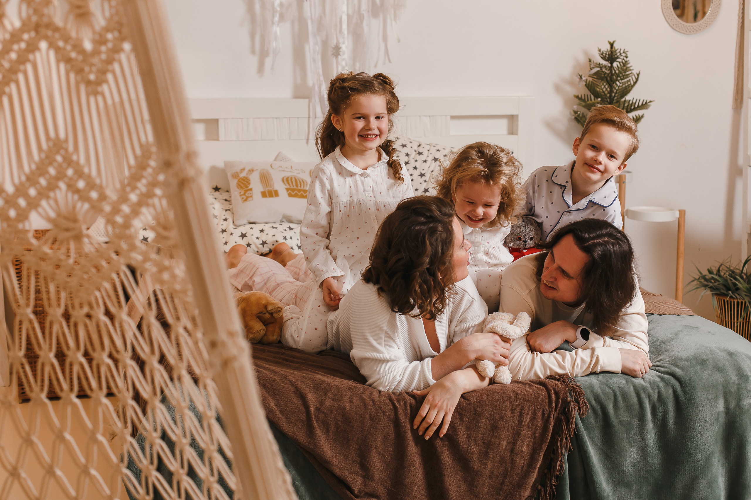 Семейная фотосессия в студии Леона СПб