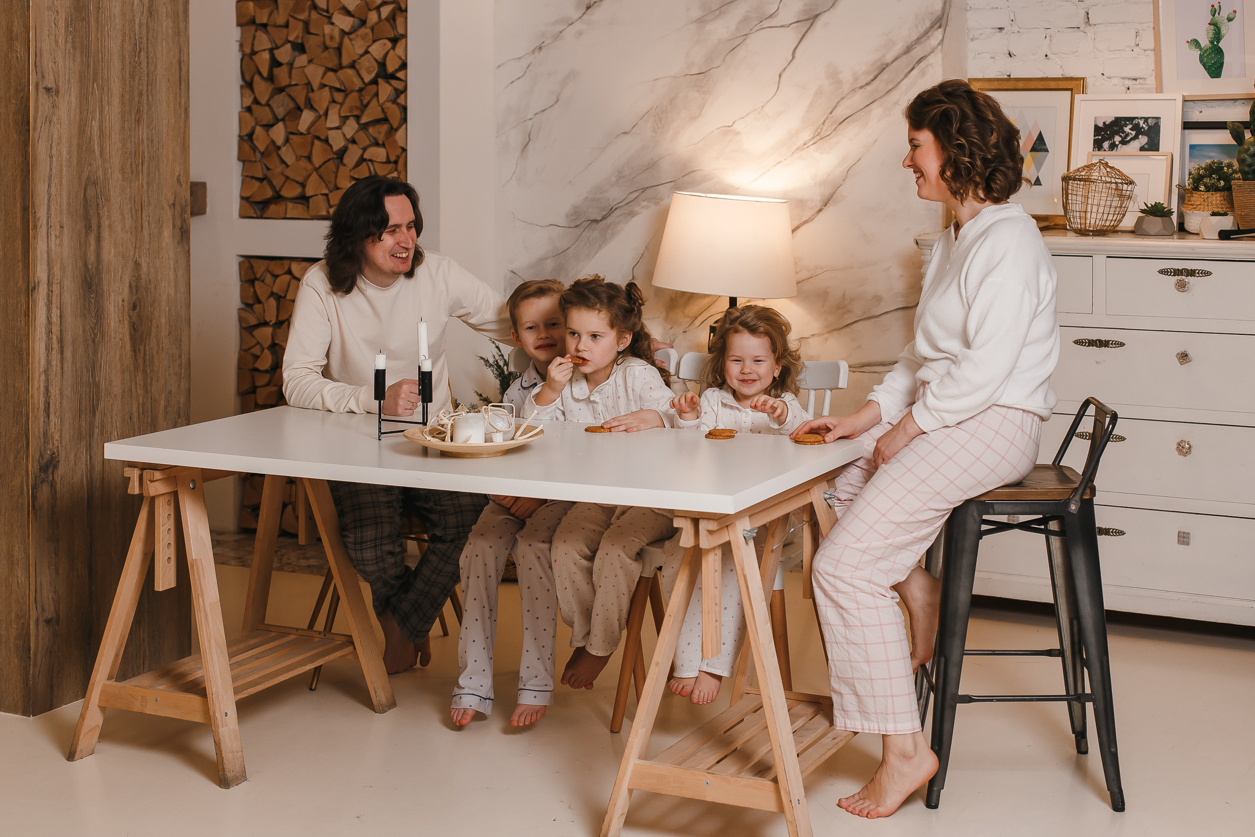 Семейная фотосессия в студии Леона СПб