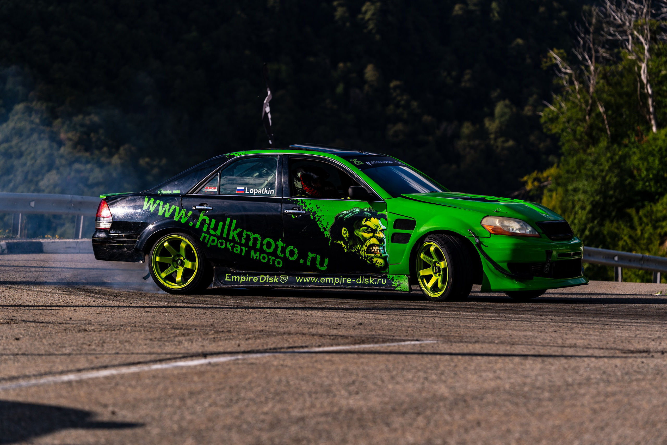 Автомобильные дрифт-гонки в рамках фестиваля Grounded 2024. Репортажный фотограф в Красной Поляне и Сочи Павлюченко Екатерина