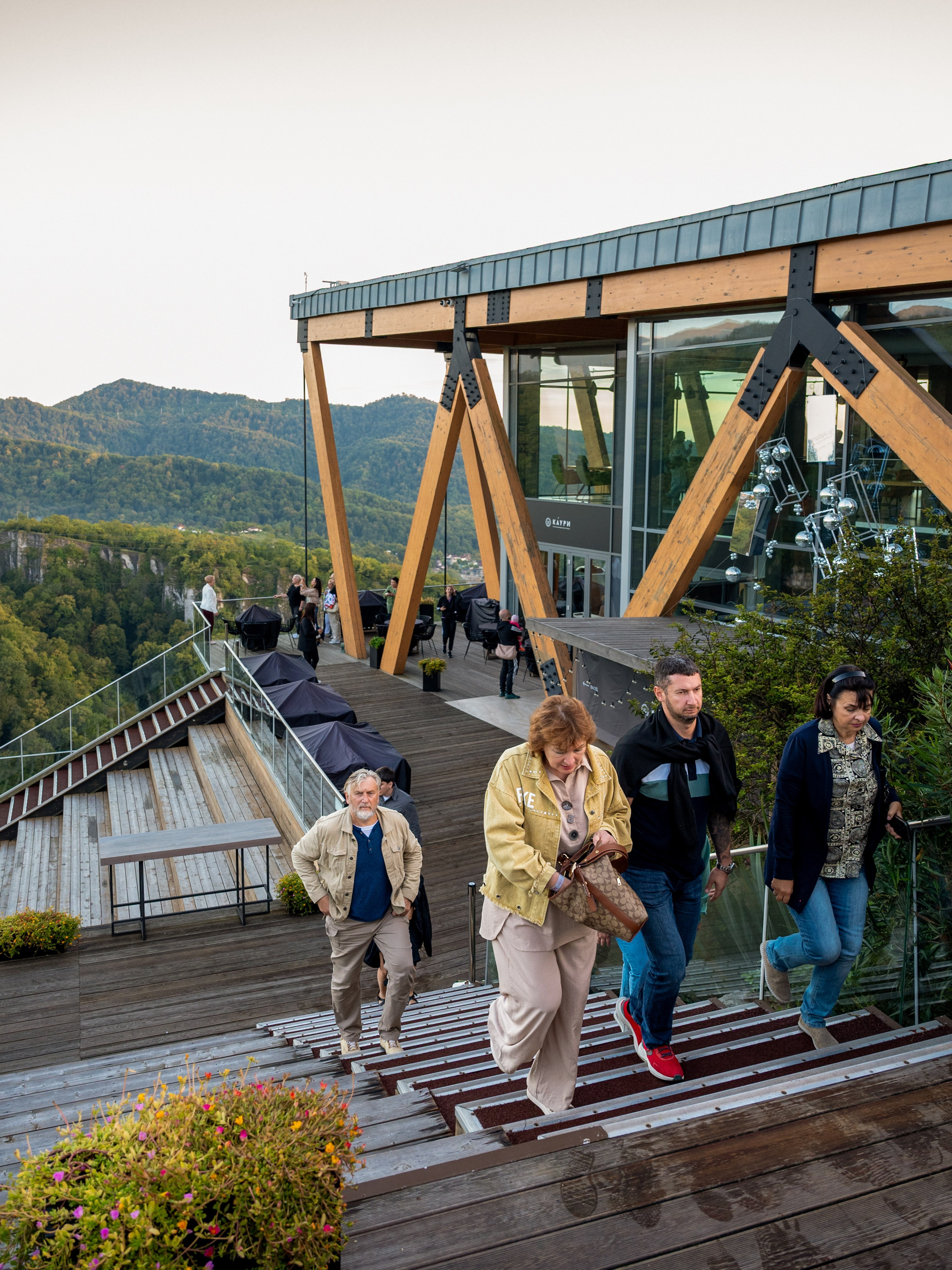 MICE мероприятие для компании Р-фарм. Репортажный фотограф в Красной Поляне и Сочи Павлюченко Екатерина