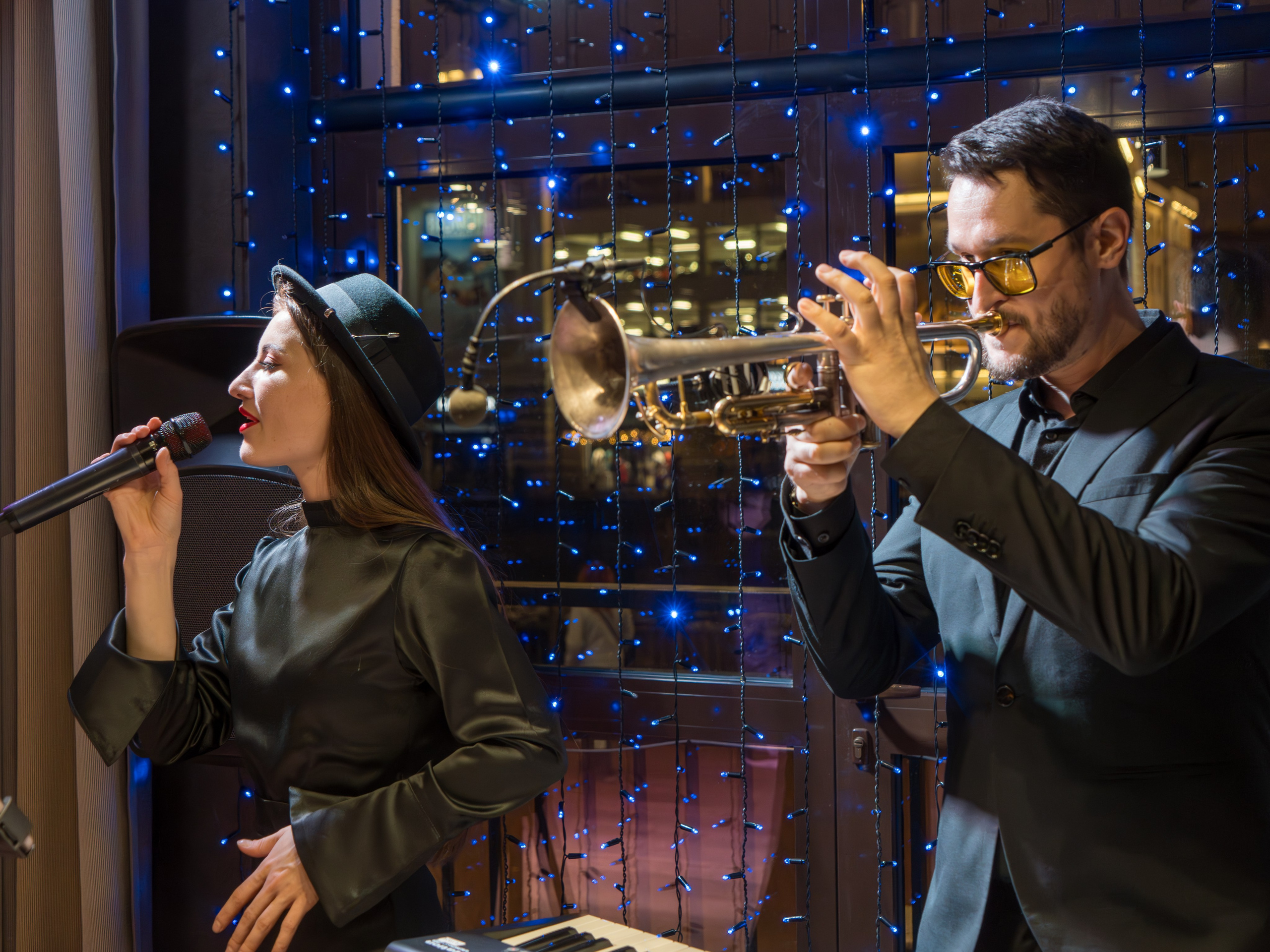 Новый год 2024 в ресторане Эрбелия. Репортажный фотограф в Красной Поляне и Сочи Павлюченко Екатерина