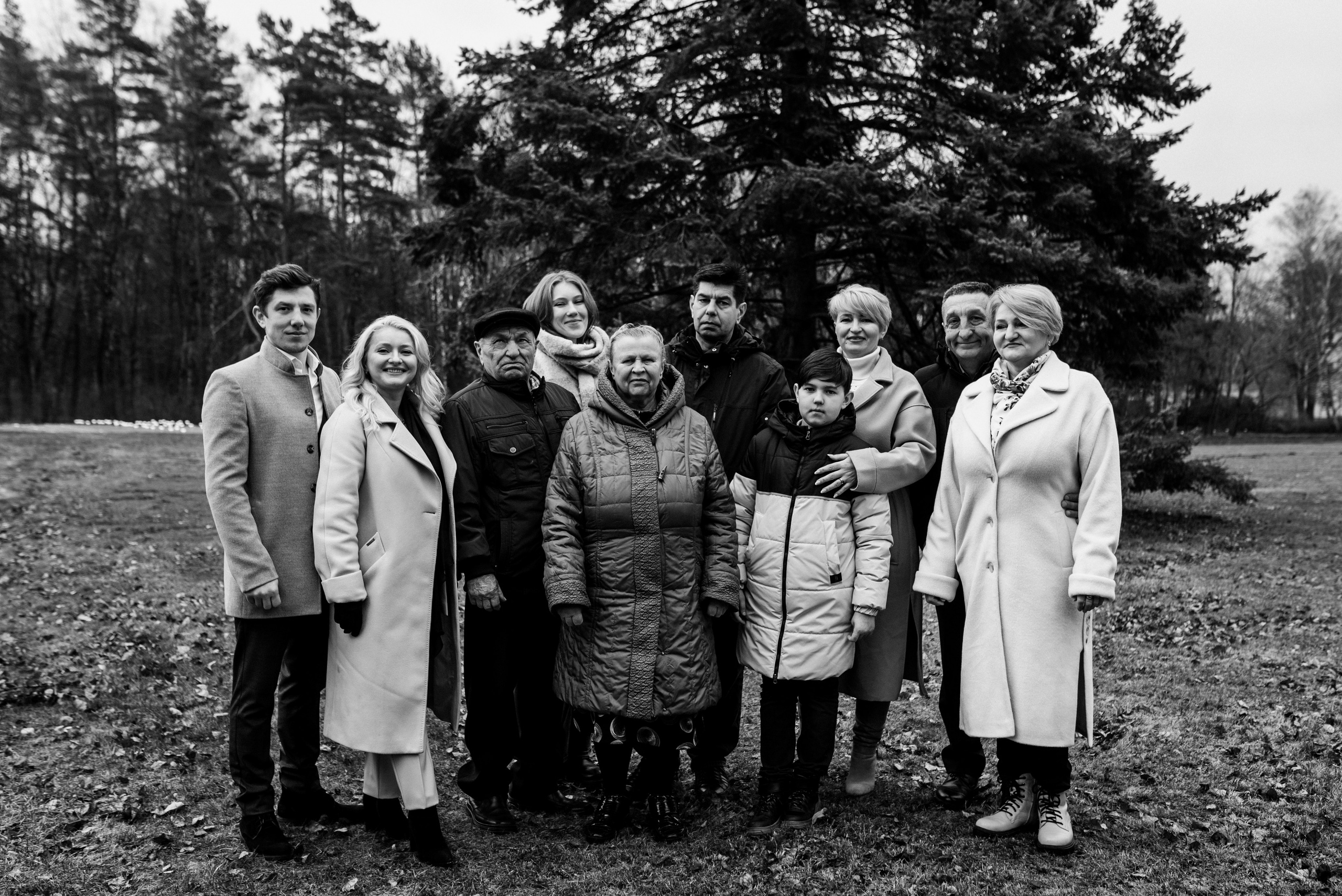 Валентина+Александр+Люба+Дима+Андрей+Надя+Таня+Саша+Анастасия+Юрий. Костюшко Кристина — семейный и свадебный фотограф в Минске