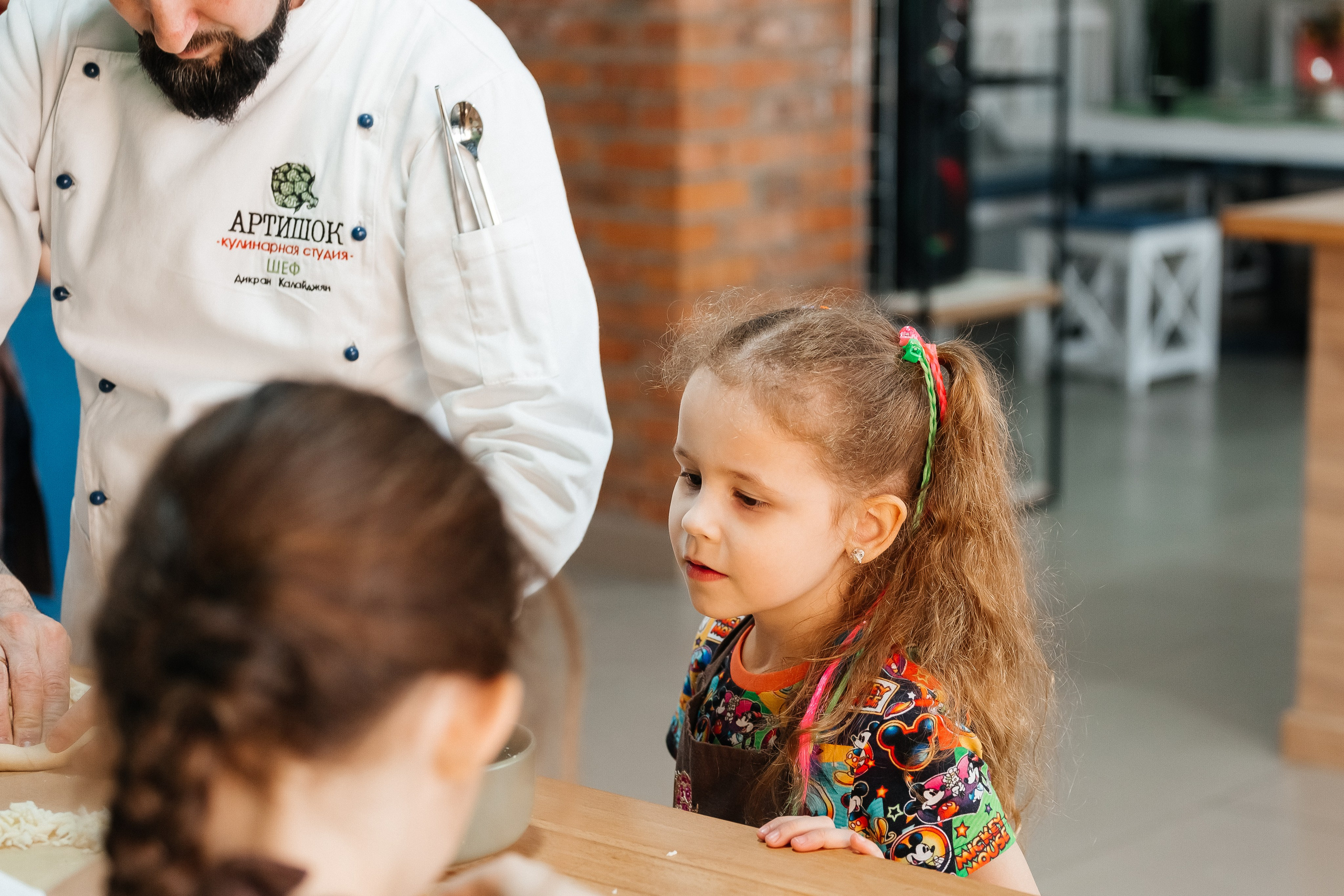 Детский мастер-класс в «АРТиШОК». Фотограф Кемерово | Сергей