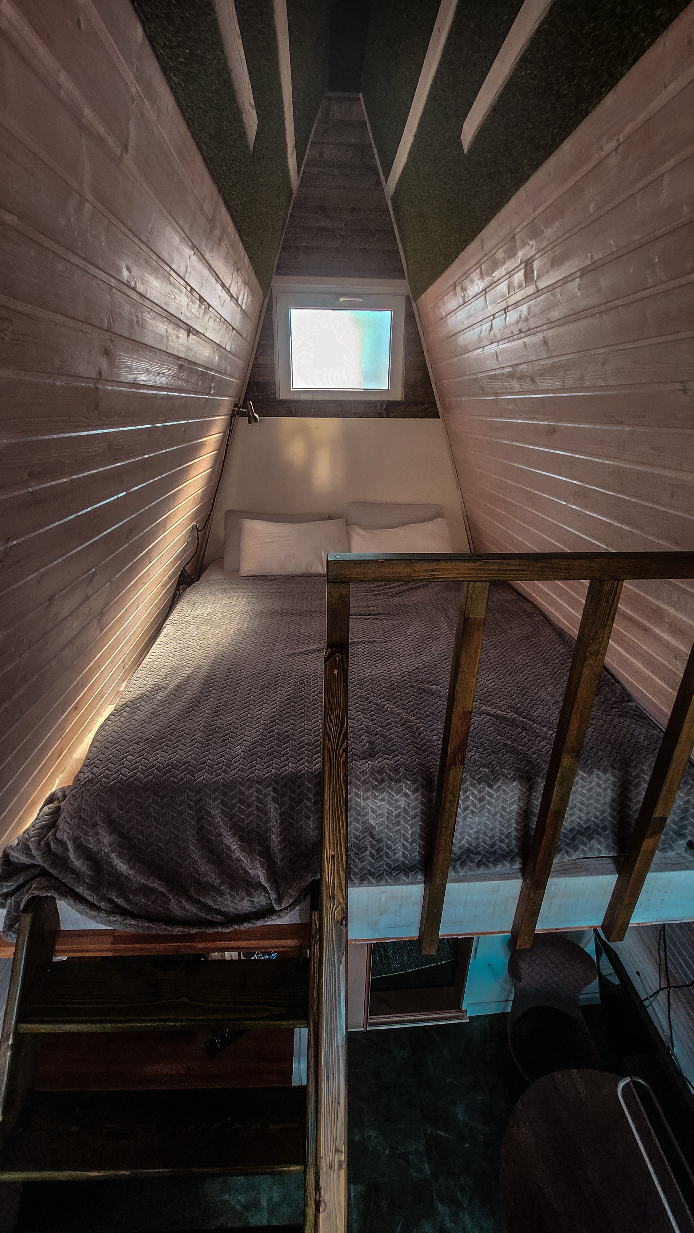 Гостевой фото. Вгости. Посуточная аренда дома во Владивостоке, баня с чаном. Теплый бассейн, геокупол. Аренда дома во Владивостоке, Надеждинском районе